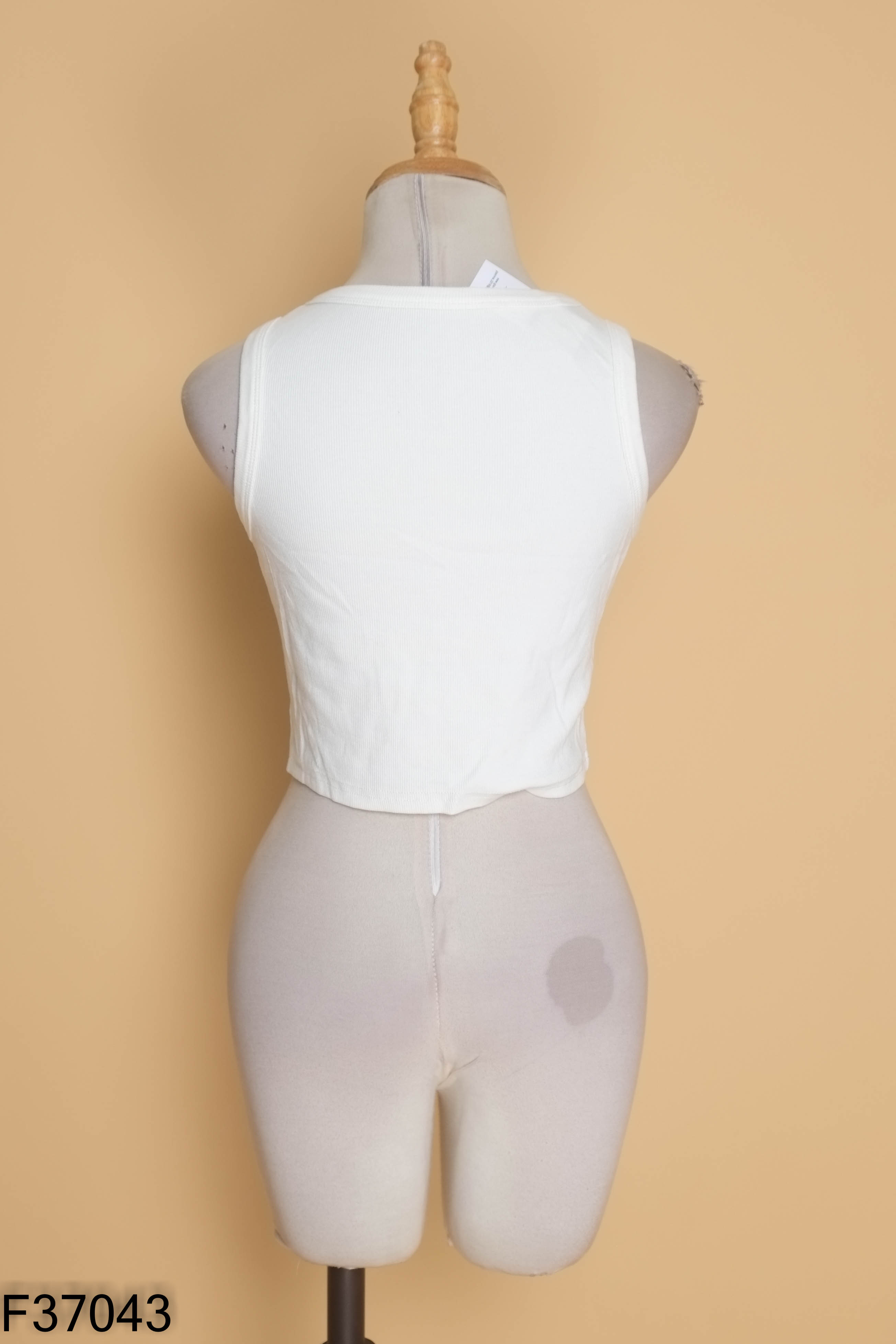 Áo croptop ba lỗ cổ tròn