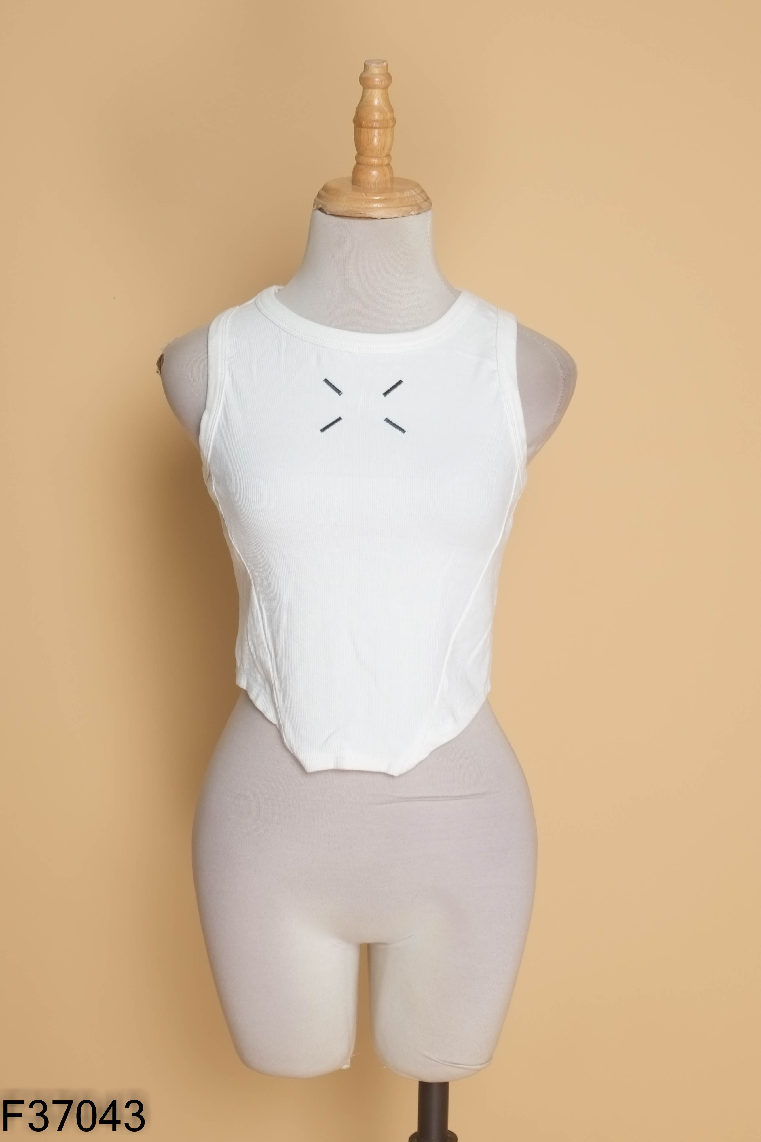 Áo croptop ba lỗ cổ tròn