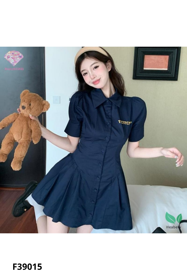 Áo xanh than cổ sơ mi + quần shorts