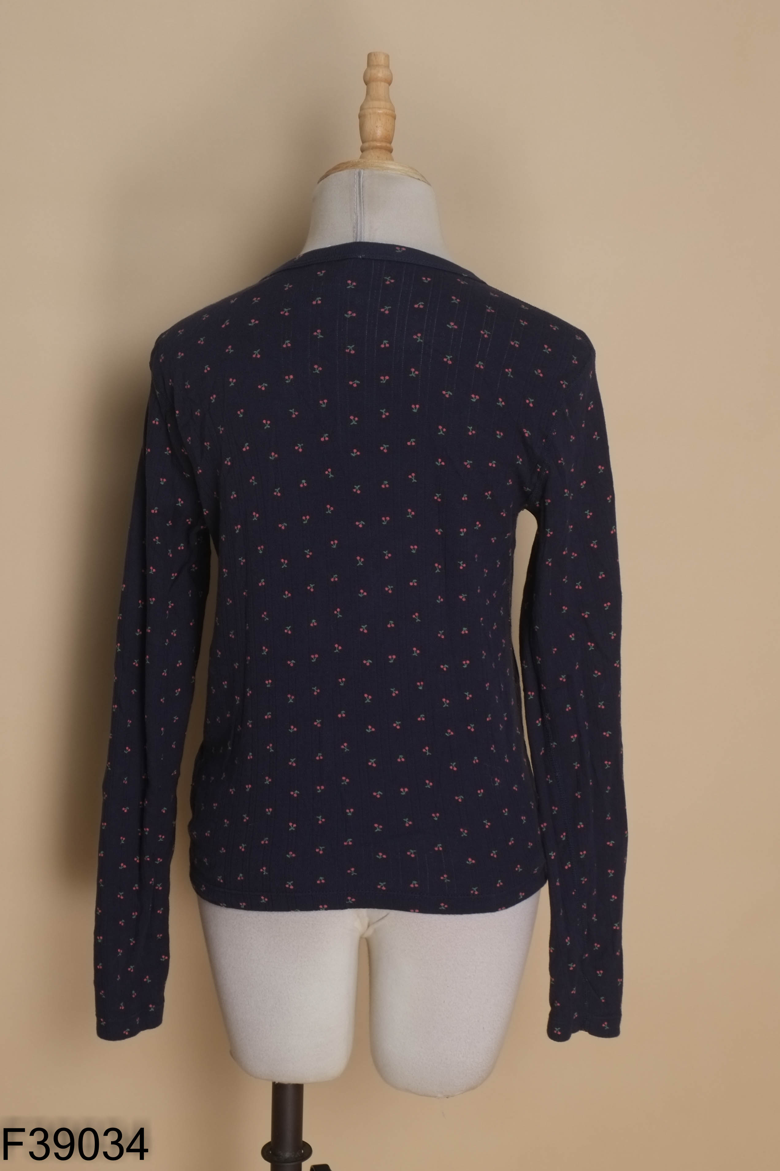 Áo cardigan xanh UNIQLO họa tiết