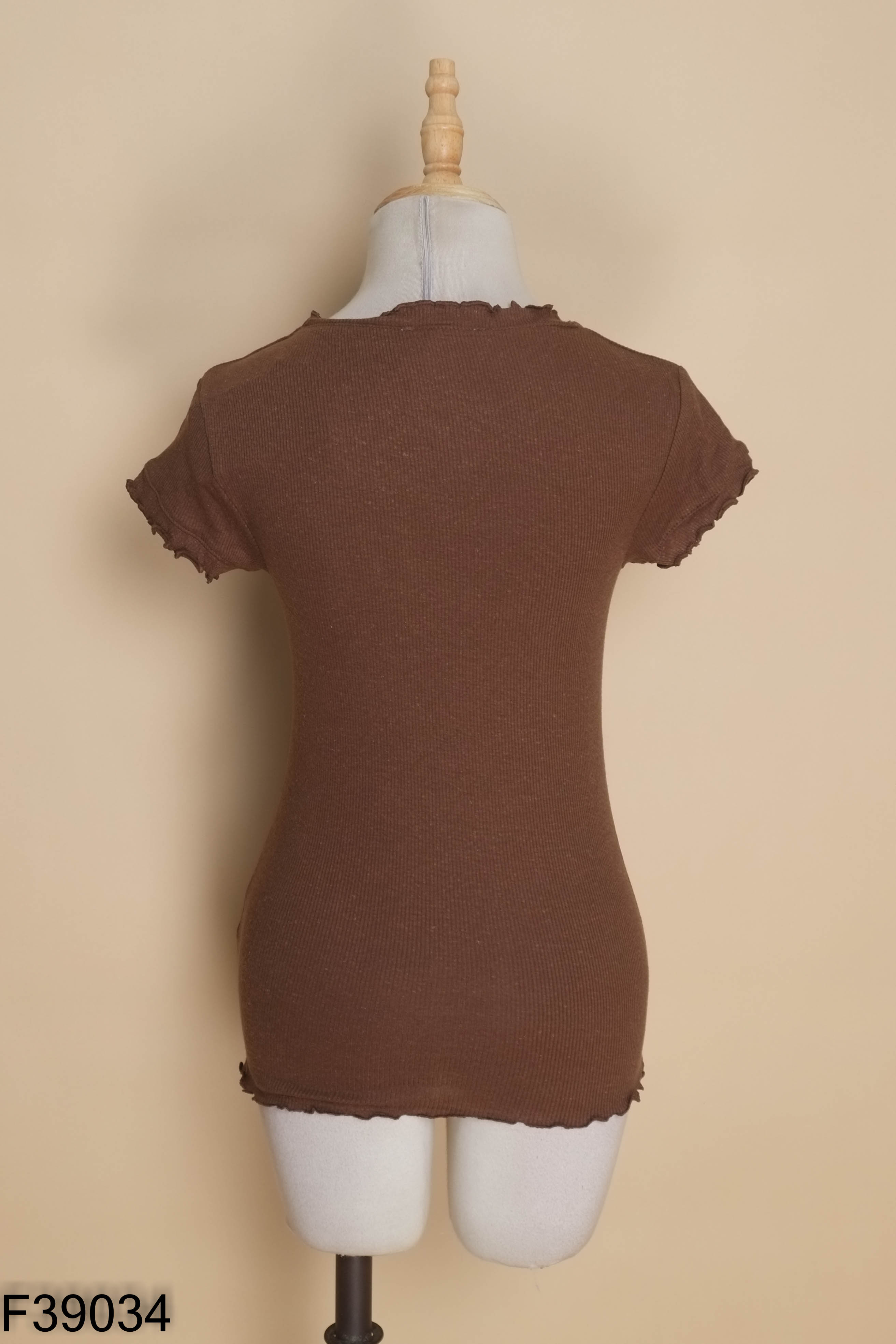 NEWTAG Áo nâu ZARA viền xoắn