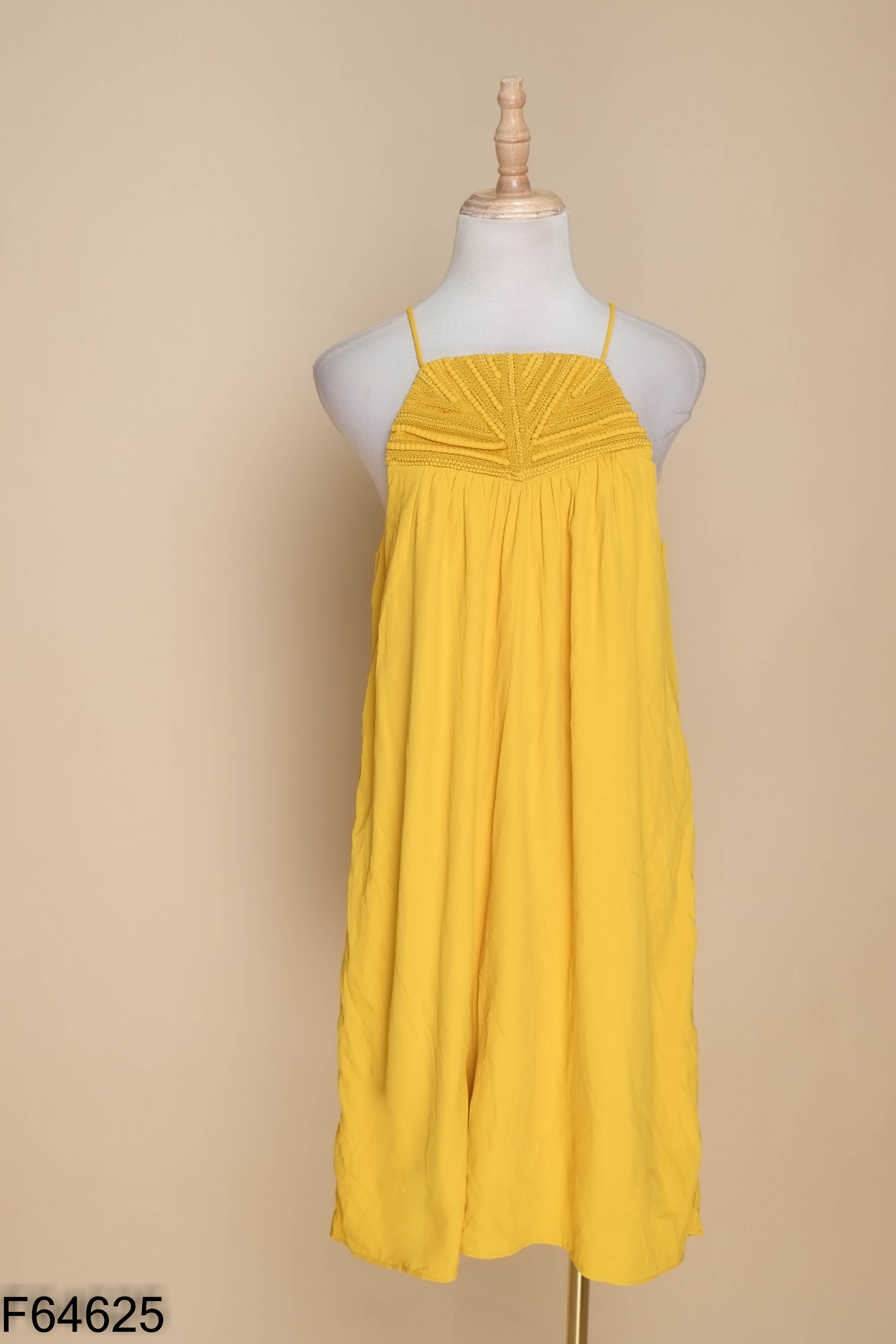Váy hai dây lụa vàng H&M