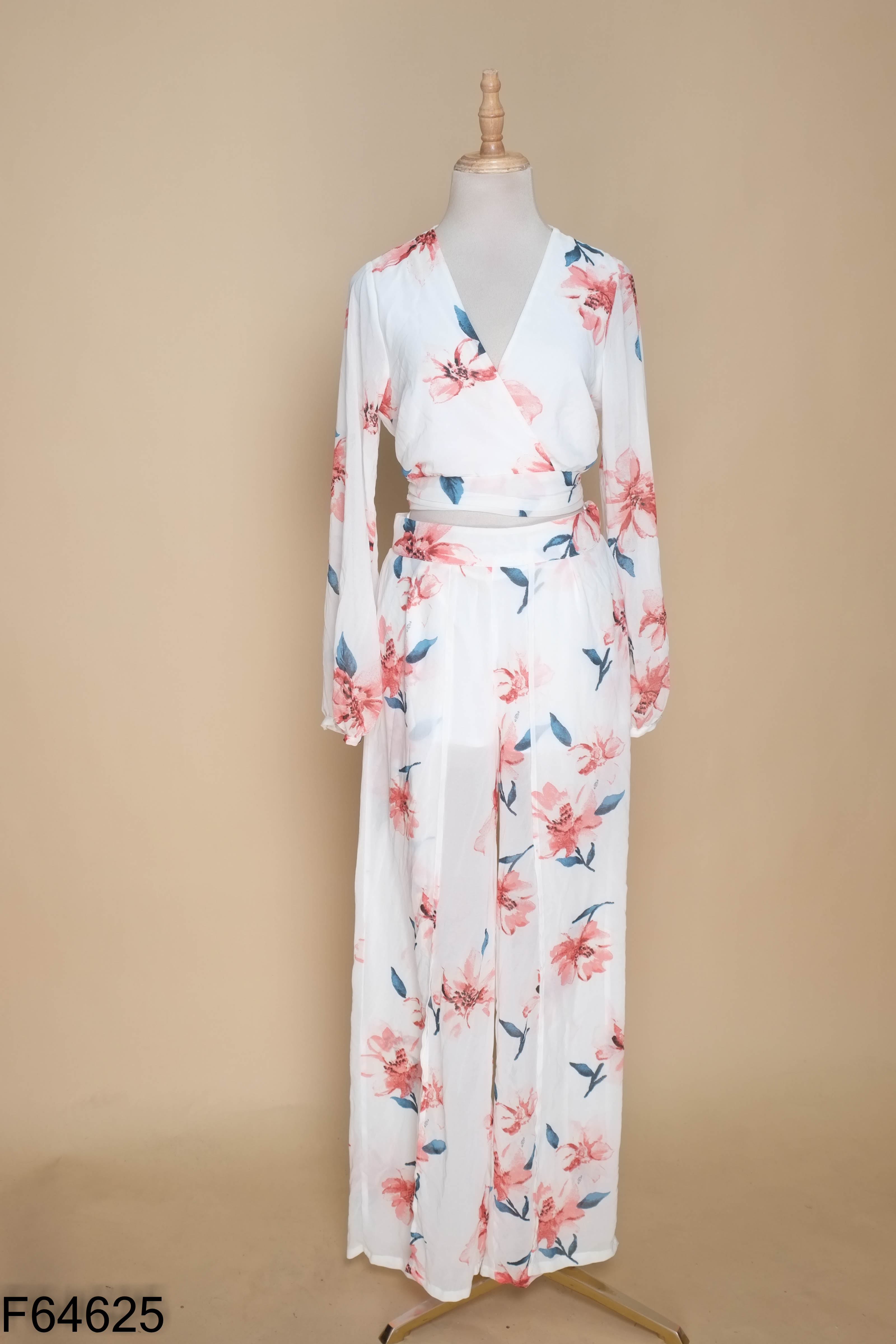 Set đũi trắng MISS AVENUE+quần