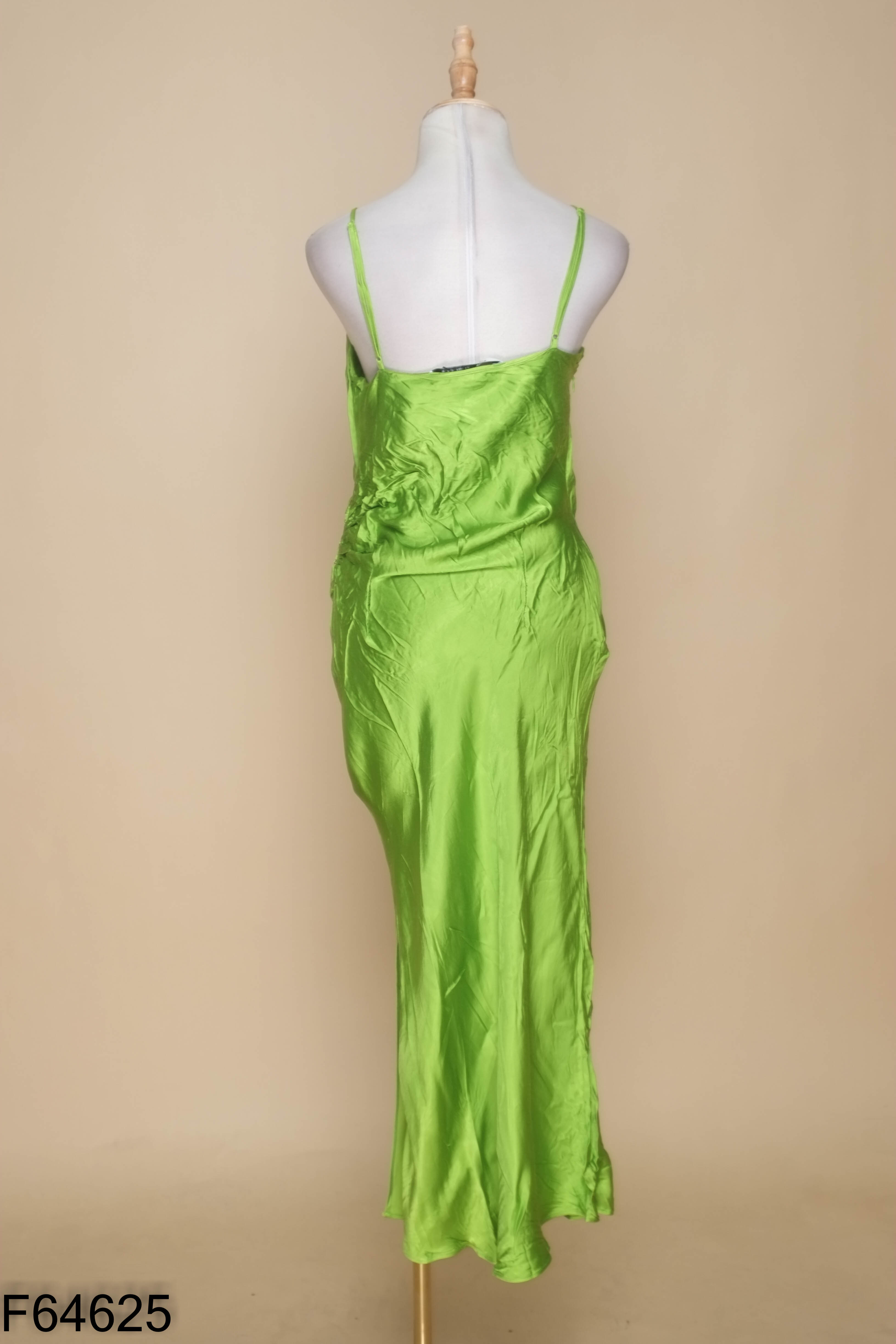 Váy lụa ngắn xanh THREE PINK