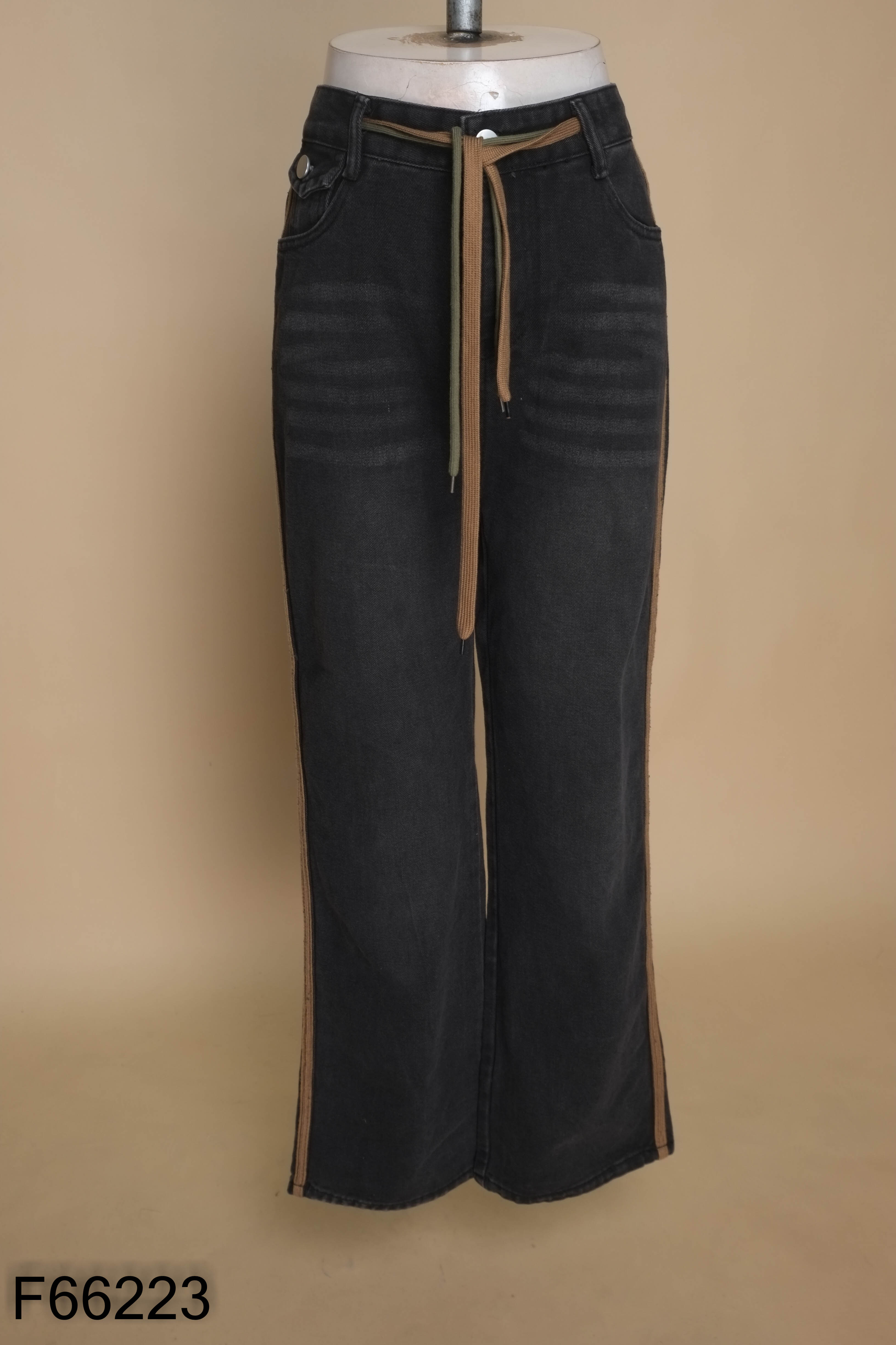 Quần jeans xám đen sọc nâu