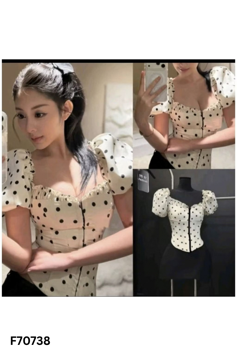 Áo kiểu be chấm bi nhún lưng