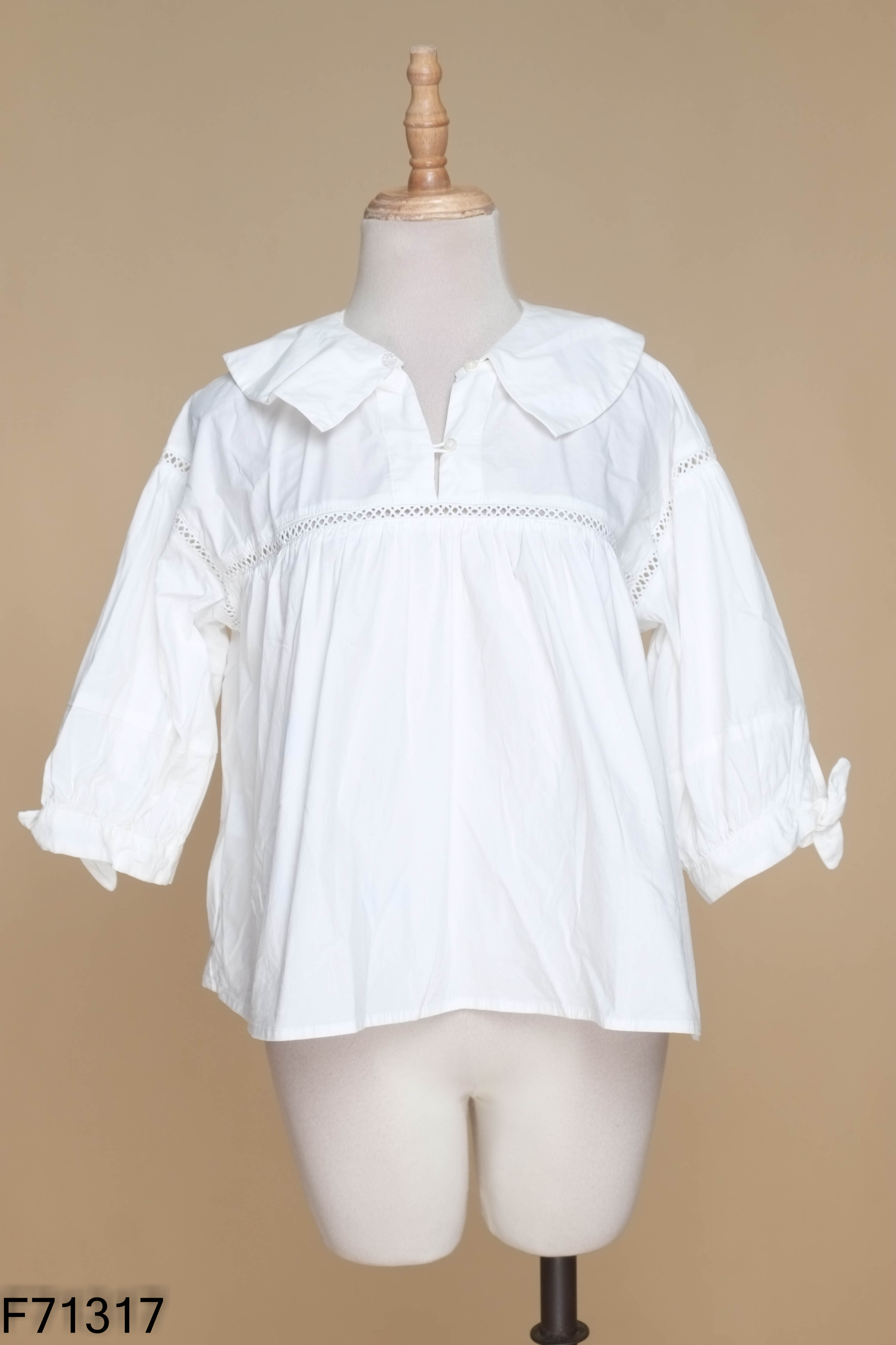 Áo babydoll trắng phối viền ren DOB.EVERYWWEAR