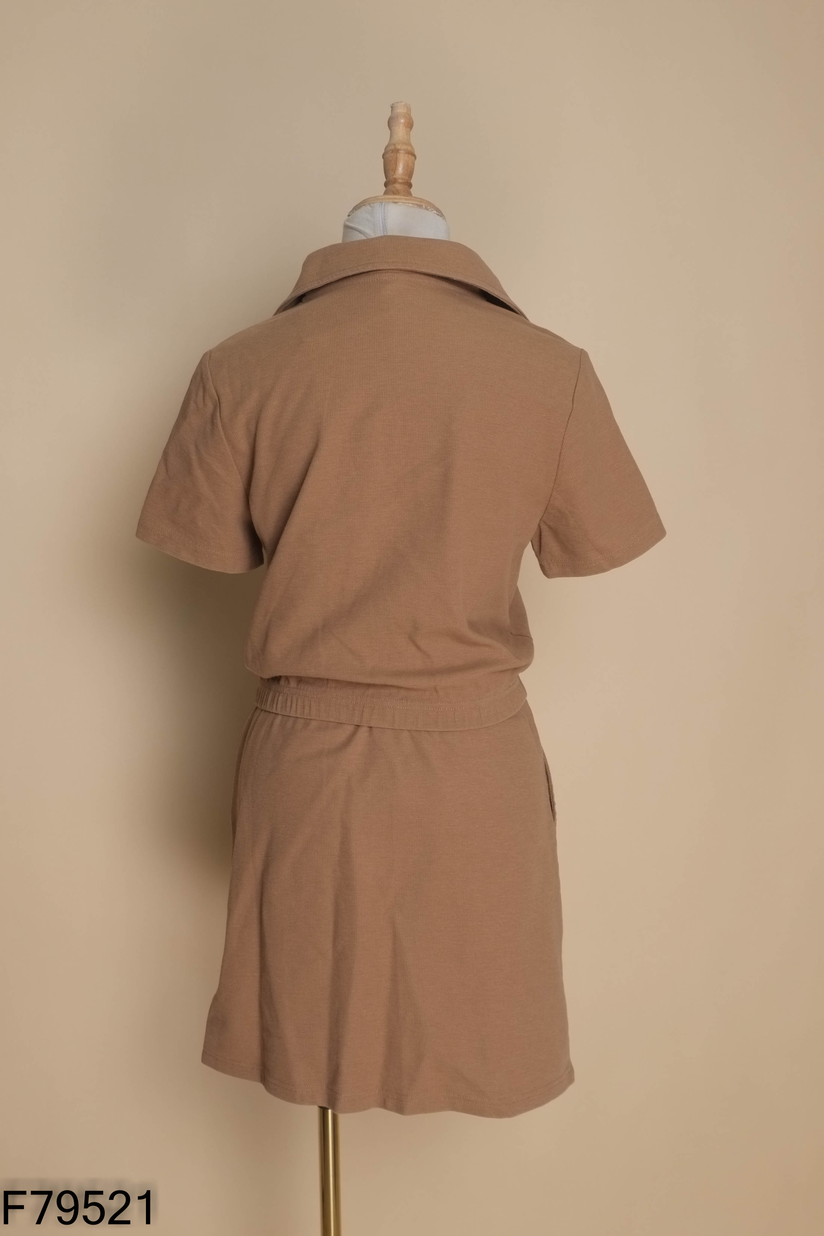Set áo polo SEM/R nâu + chân váy