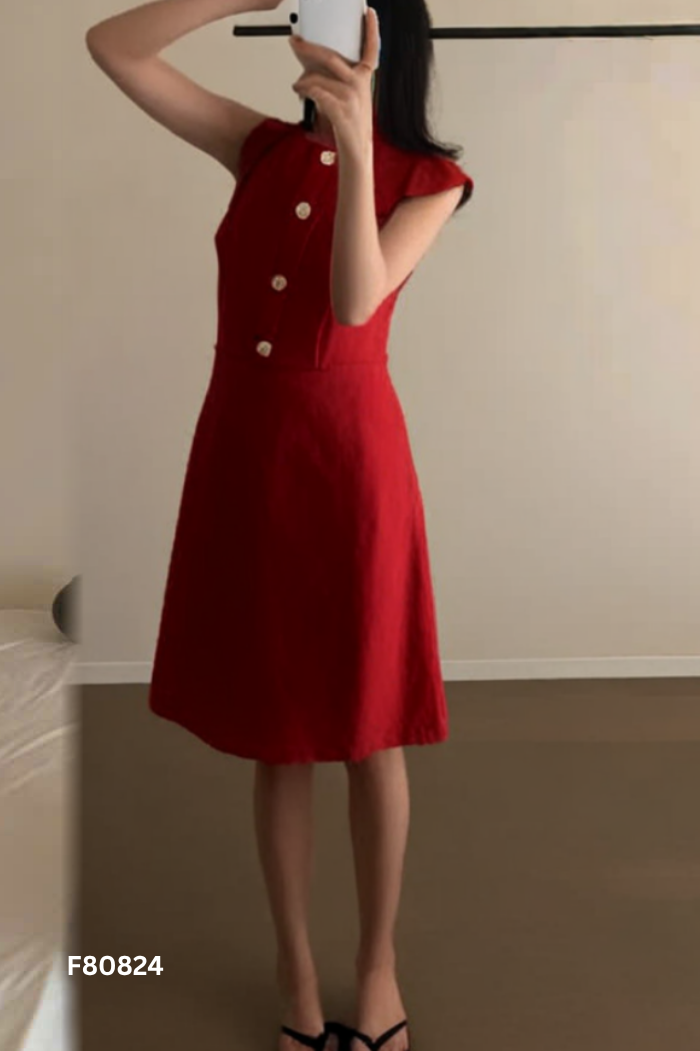 Váy sát nách đỏ đính ngọc