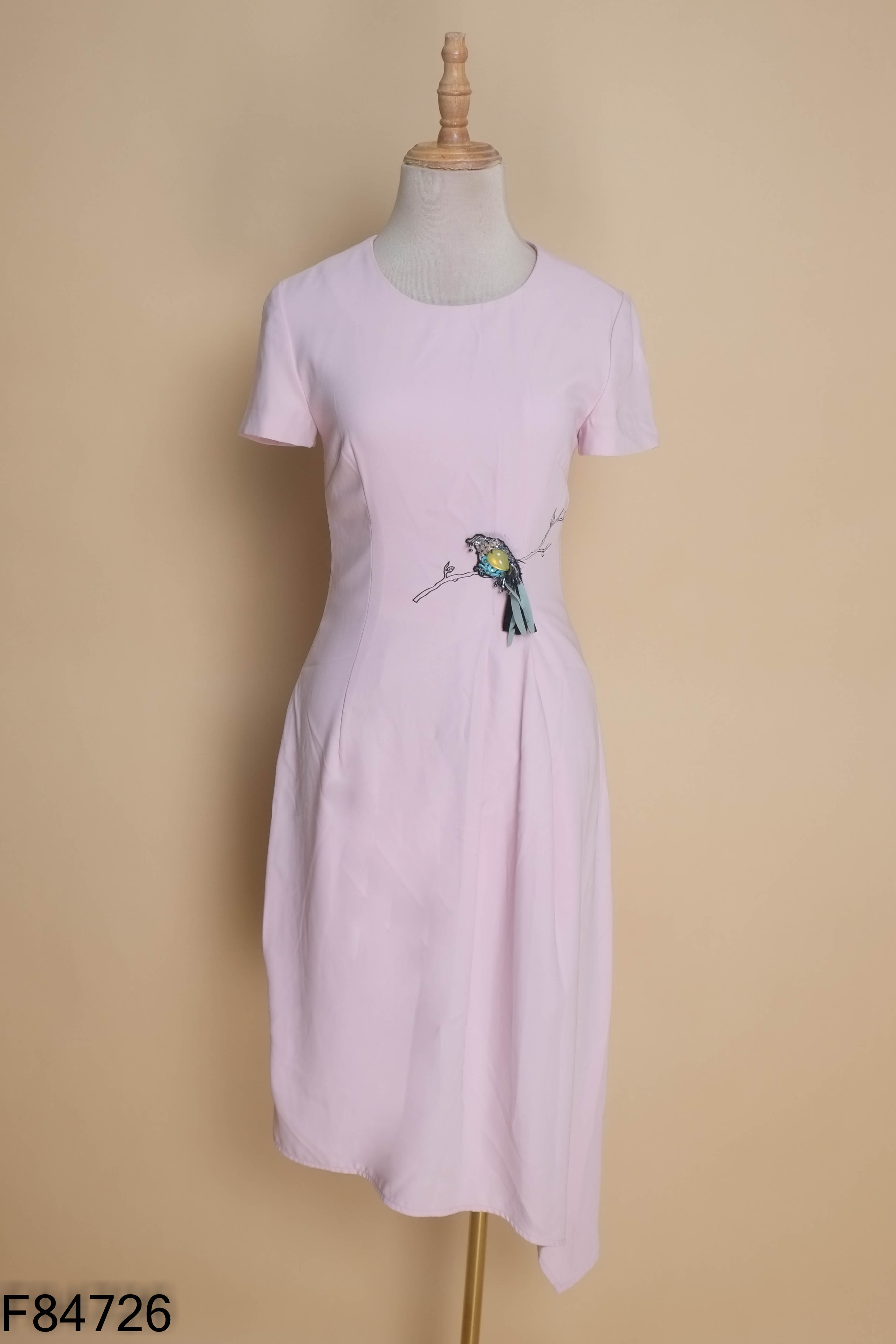 Váy IVY MODA hồng đính đá