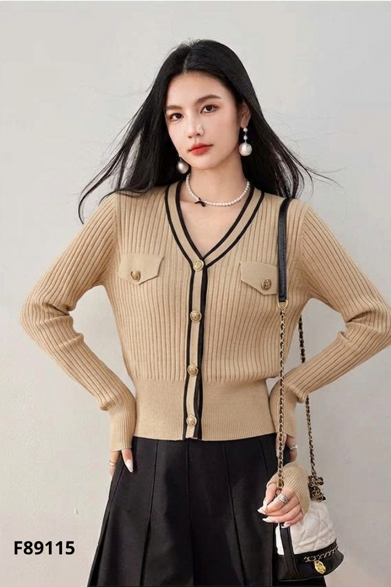 Áo cardigan be nâu viền đen