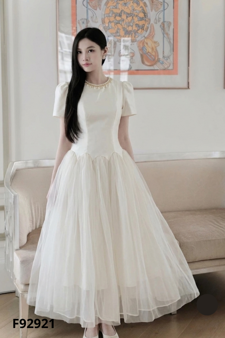 Váy MAY DESIGN be cổ đính ngọc