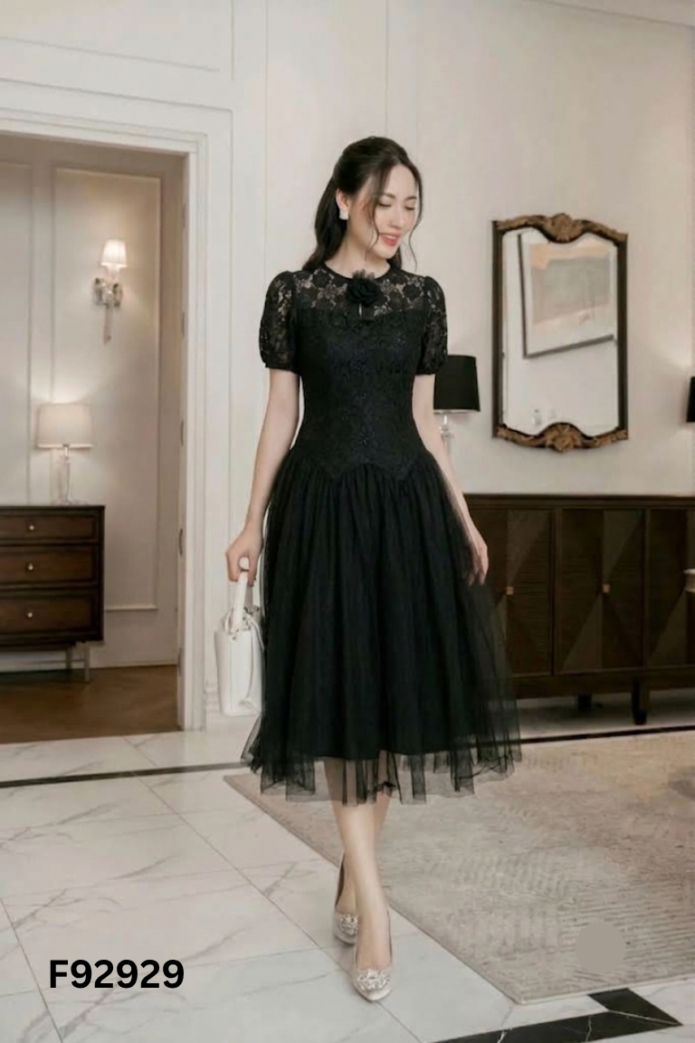 NEWTAG Váy ren đen phối lưới