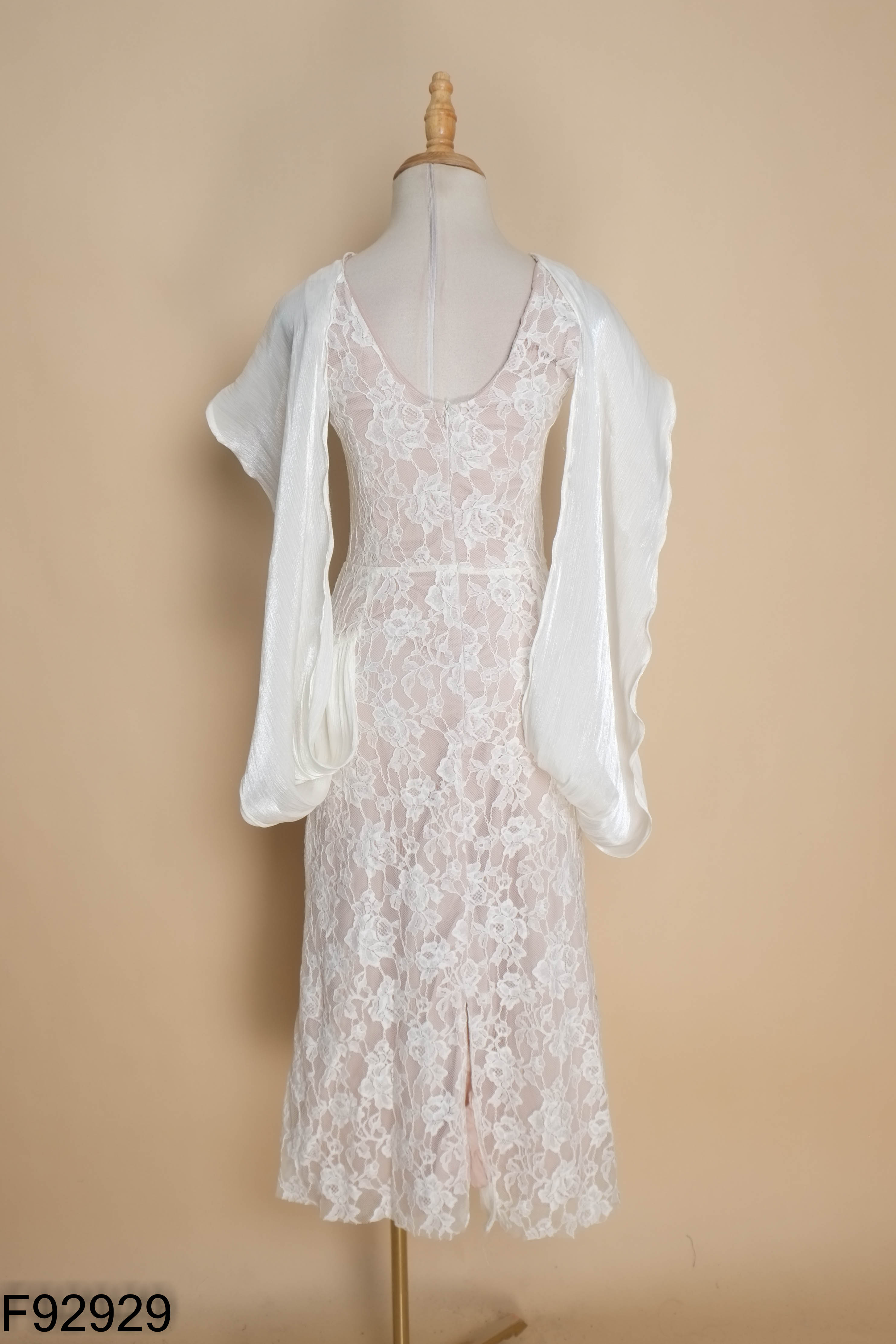 Váy ren be phối organza