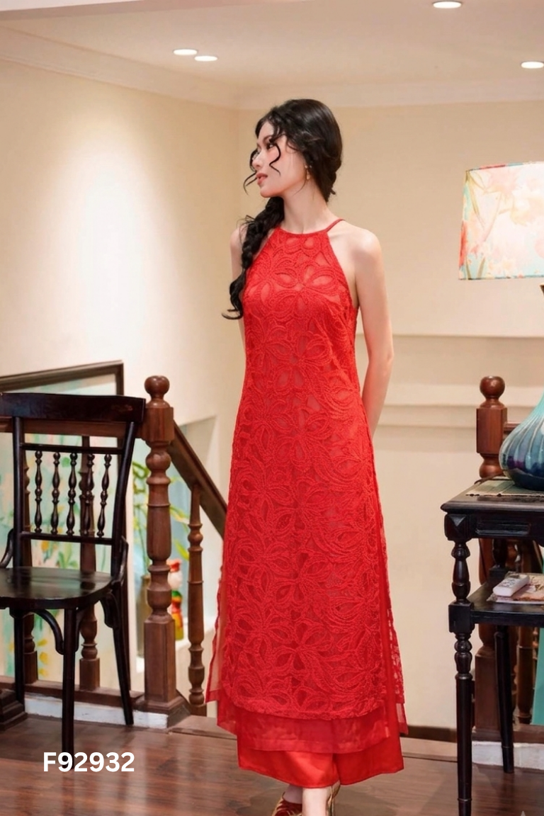 Set áo dài cổ yếm đỏ + quần dài