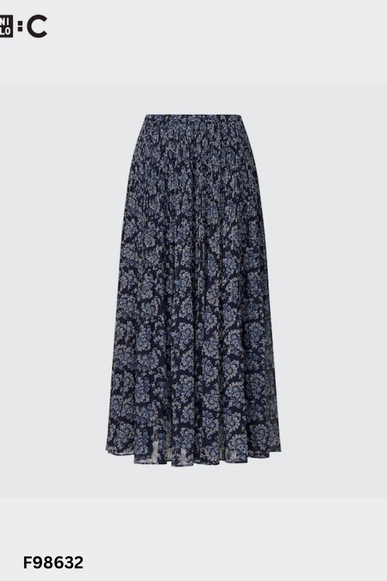 Chân váy UNIQLO xanh họa tiết