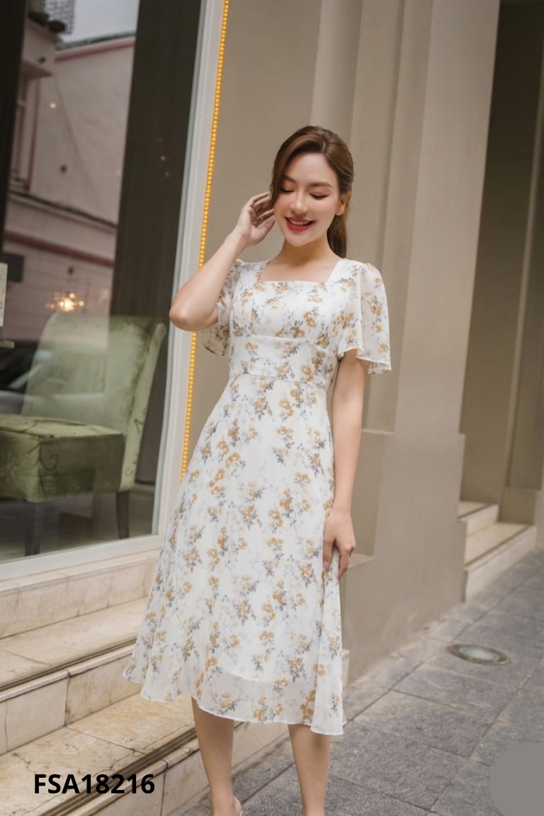 Váy trắng TIIN họa tiết hoa