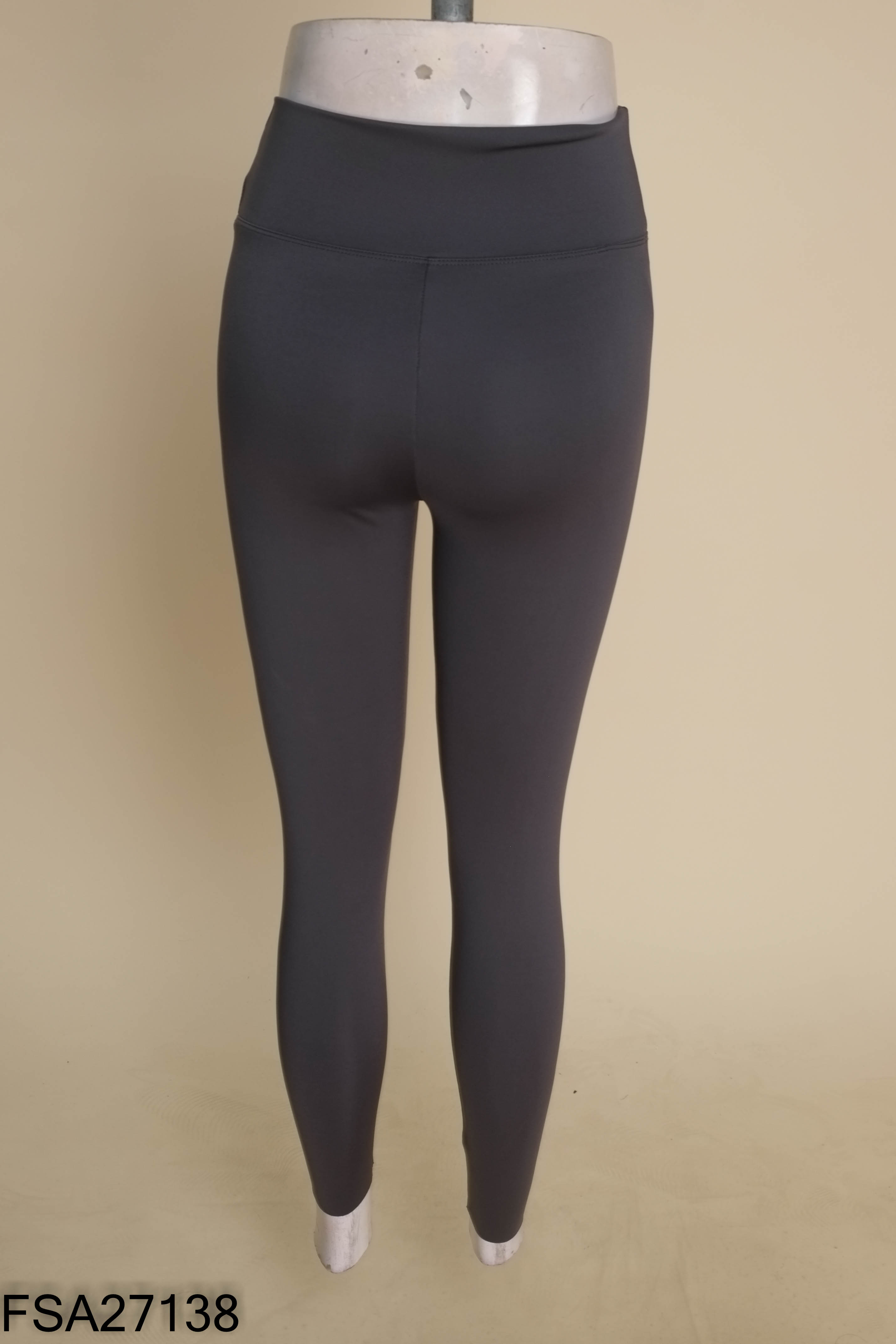 Quần legging xám ghi