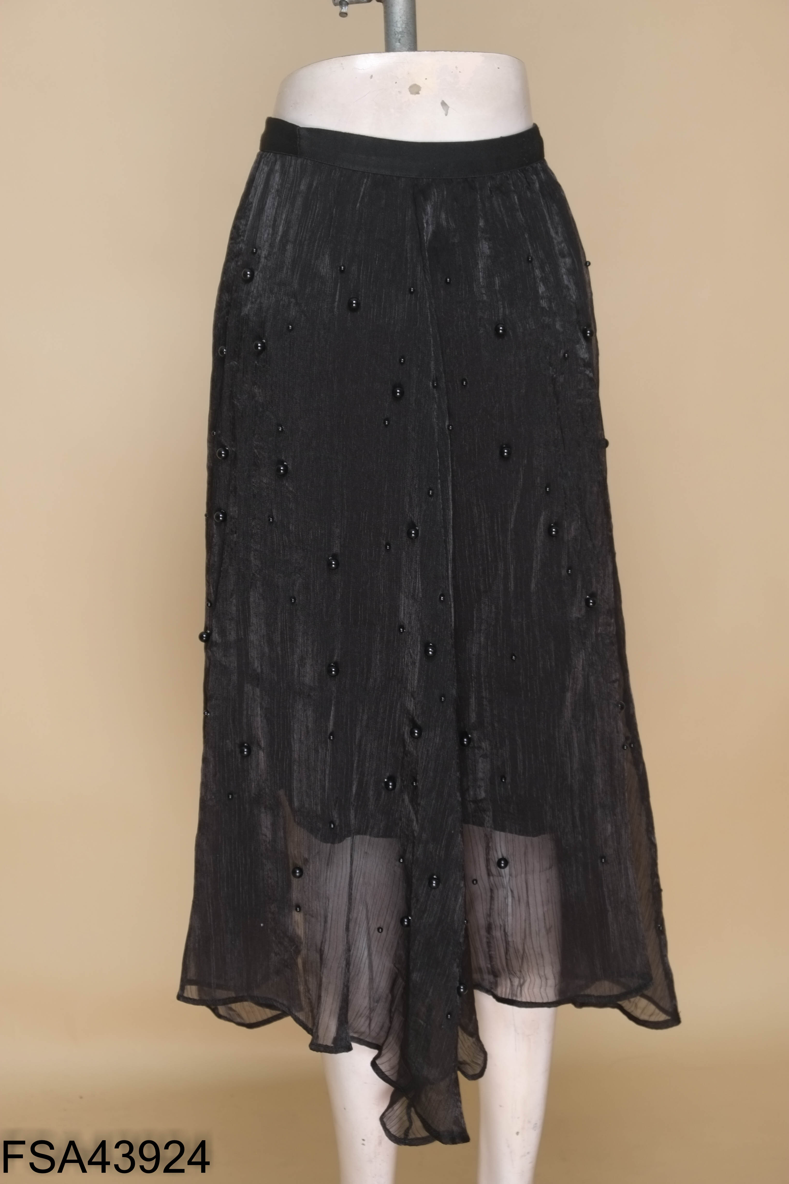 Chân váy organza đen