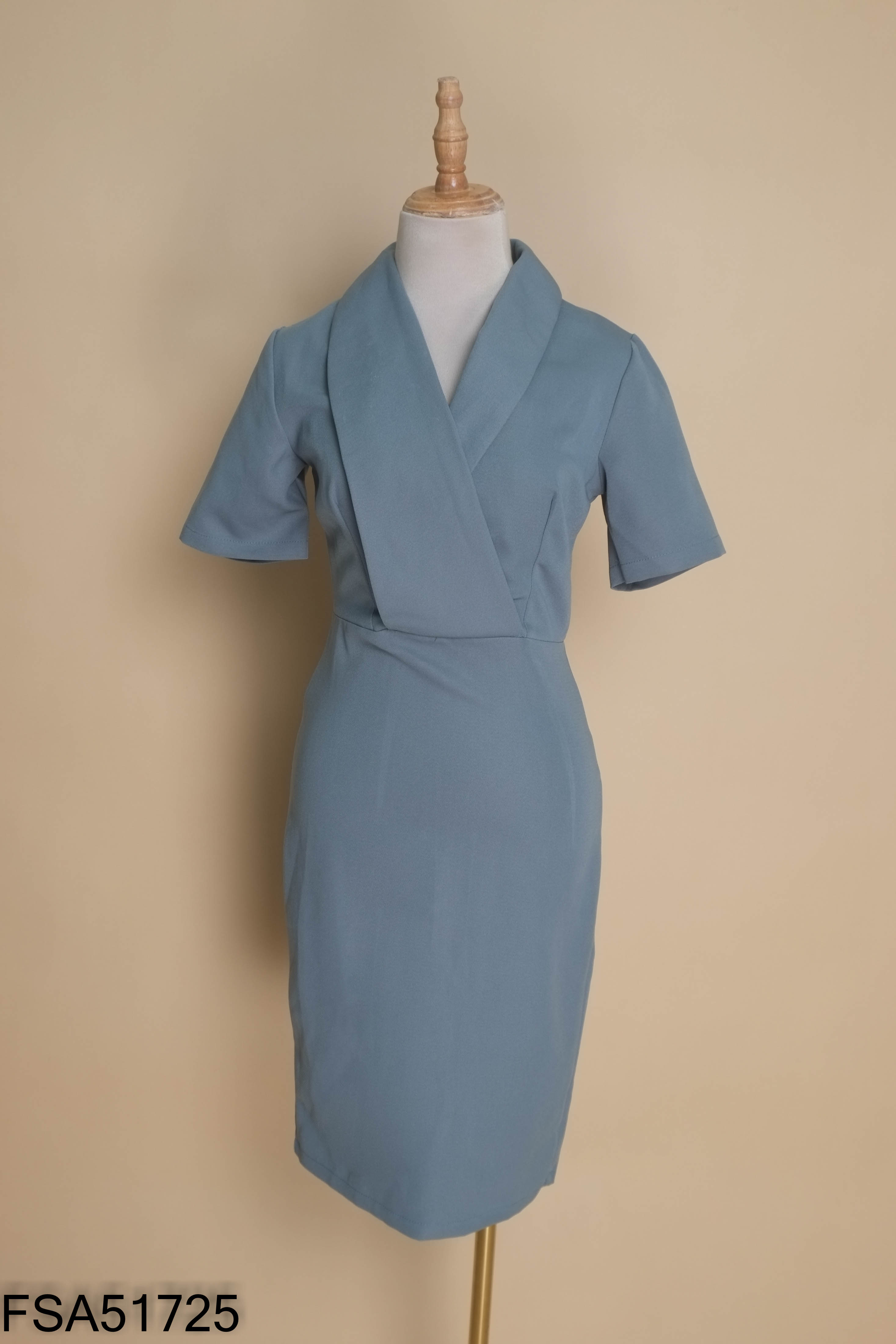 Váy MONOCO xanh cổ vest