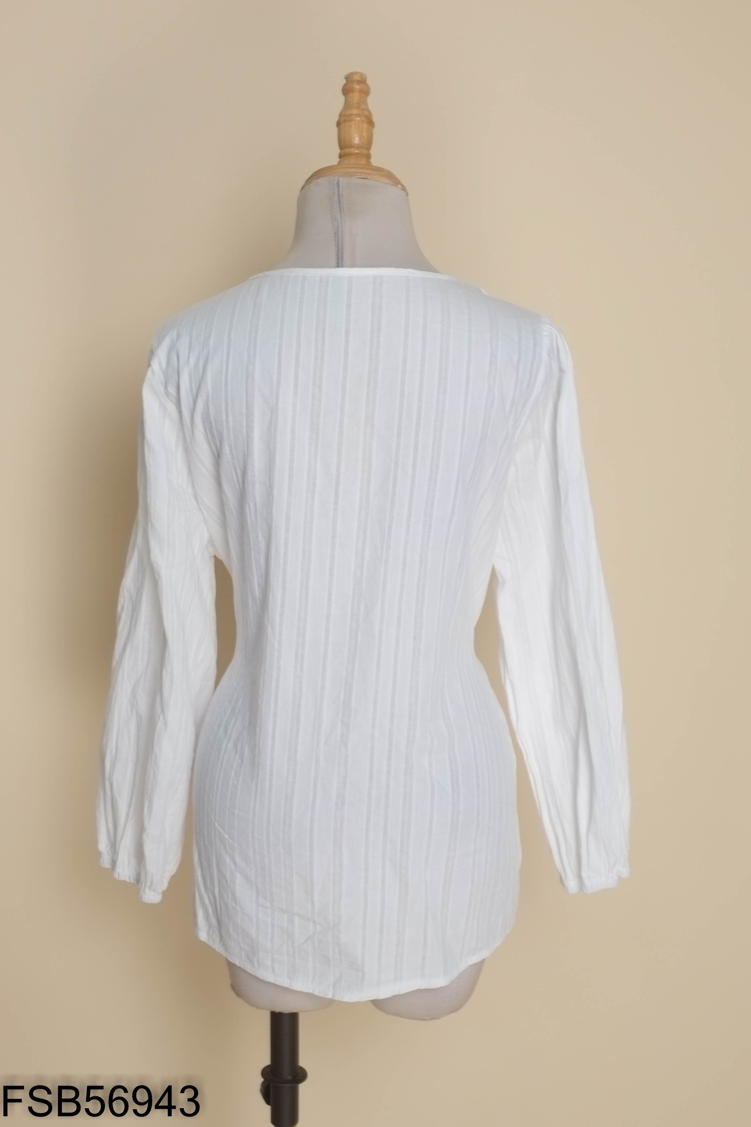 Áo linen trắng dài tay