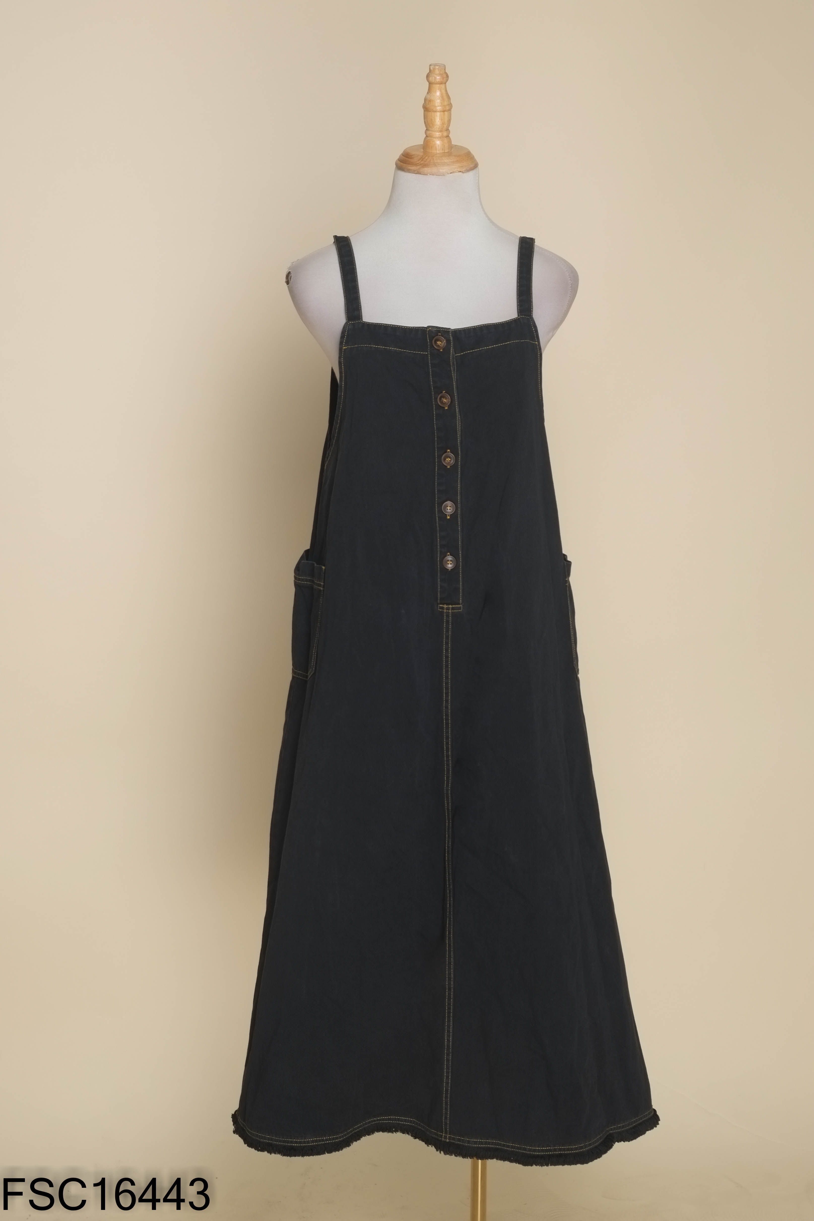 Váy yếm bò đen MISS LINENE