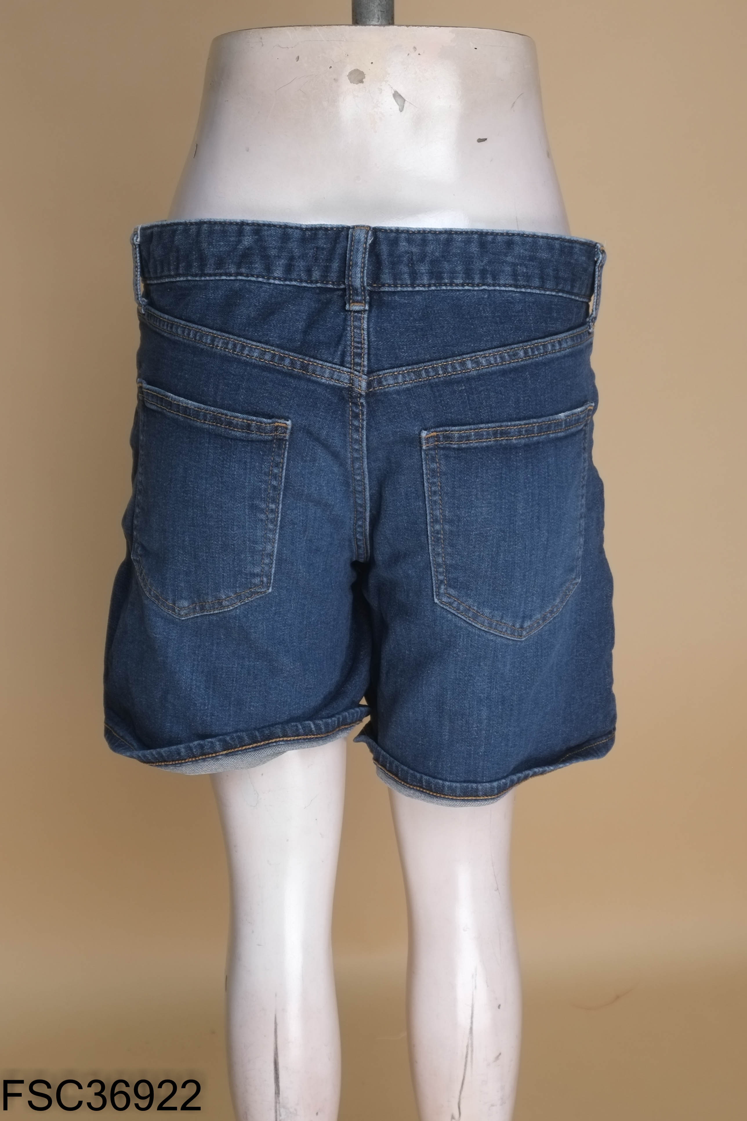 Quần UNIQLO shorts jeans xanh