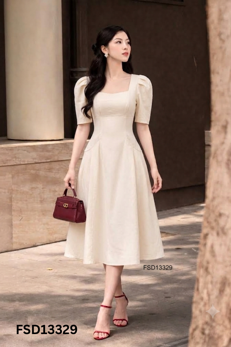 Váy DSQUARED2 be cổ vuông