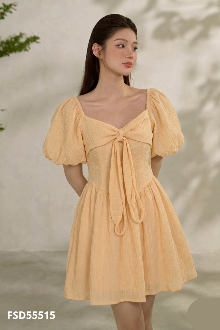 Váy đũi cam cổ vuông
