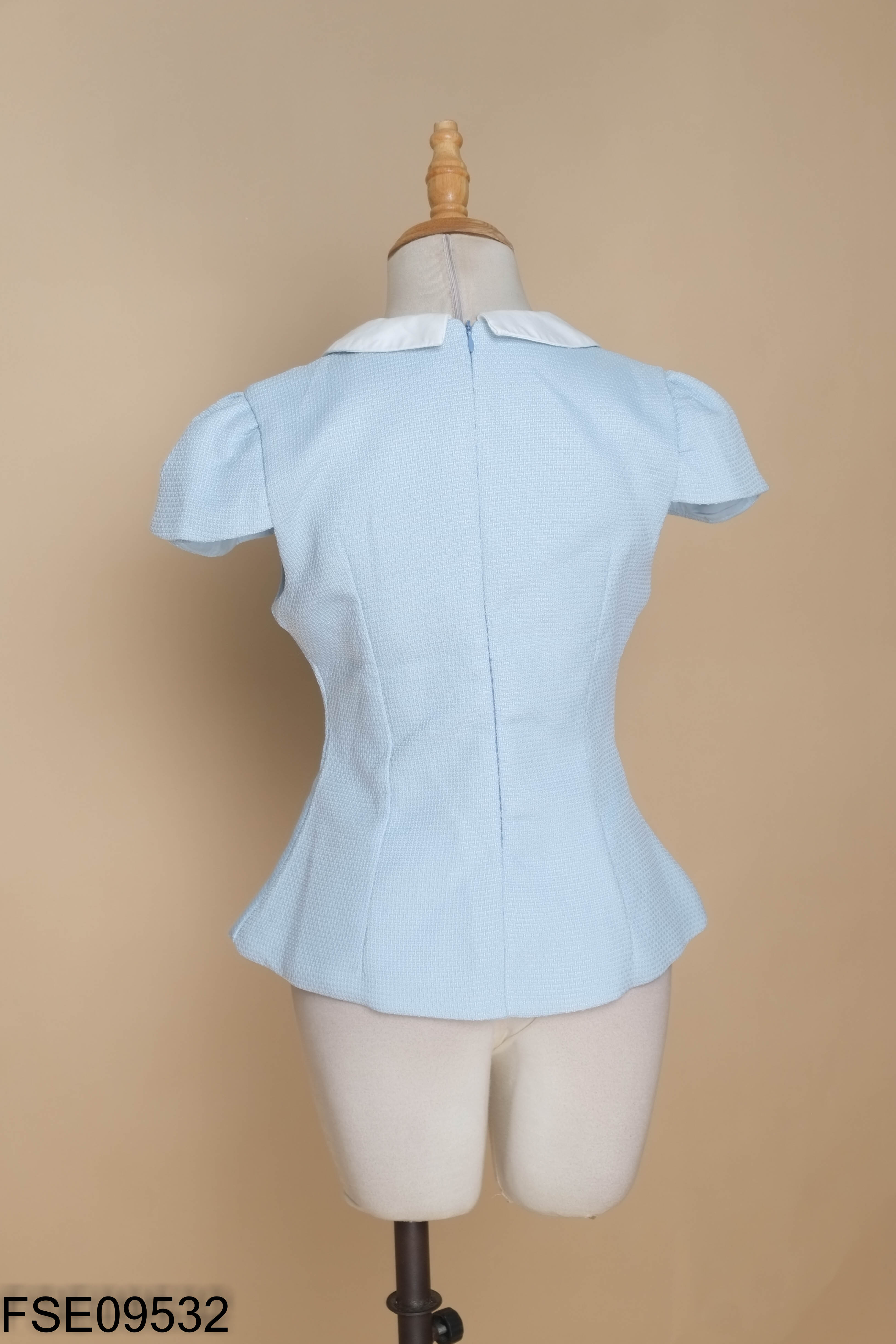 Áo tweed xanh cổ trắng