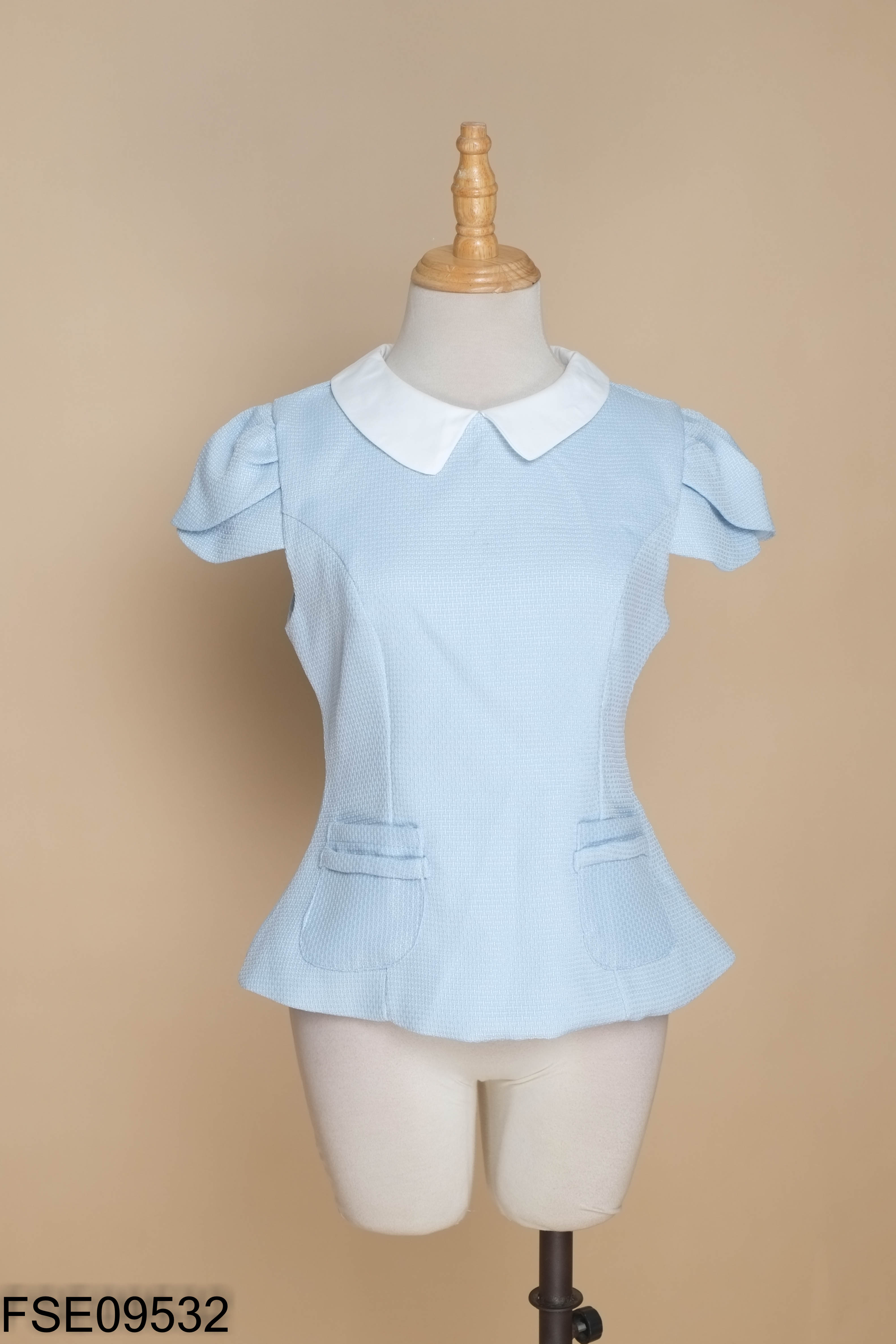 Áo tweed xanh cổ trắng