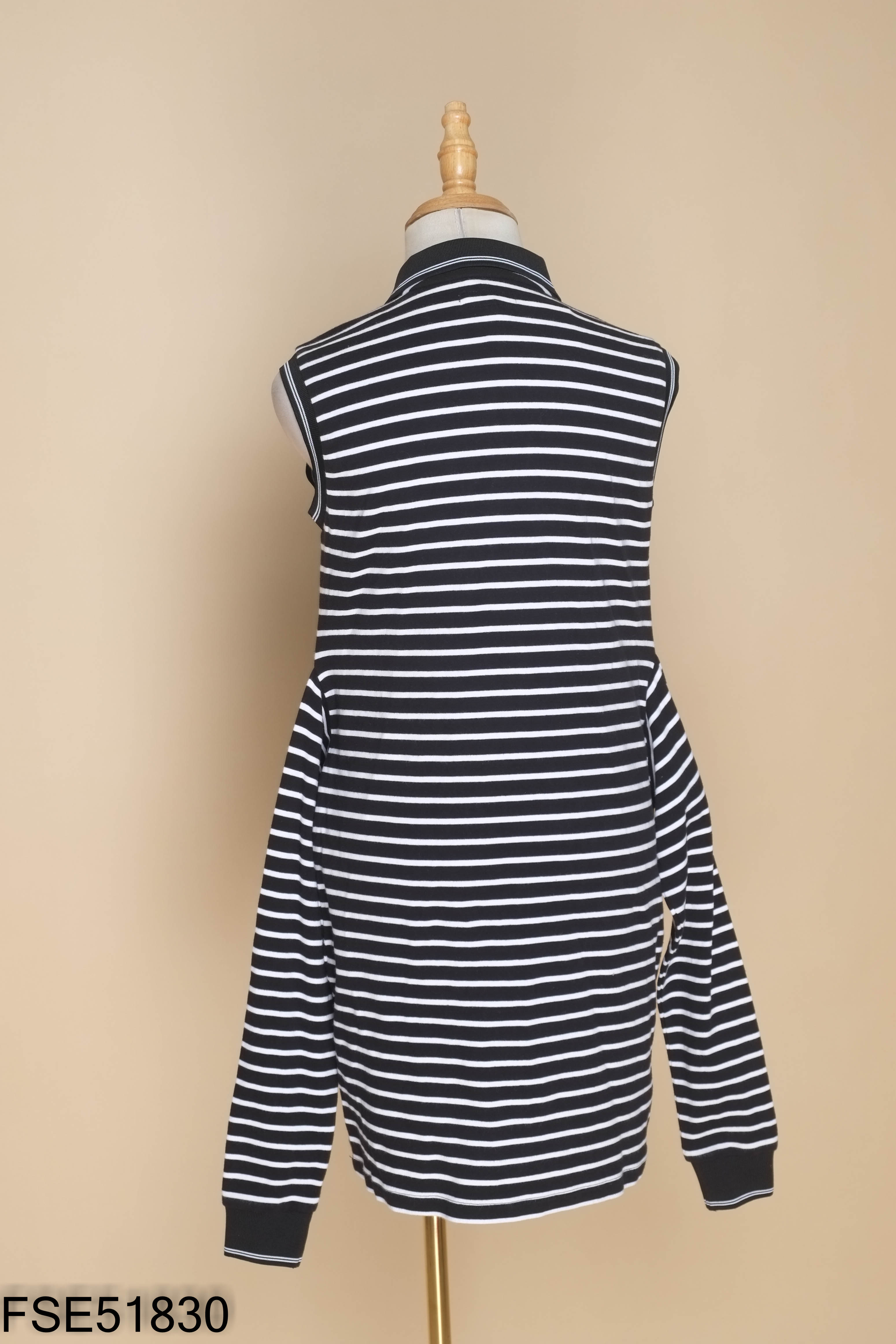 Váy IVY MODA đen sọc trắng