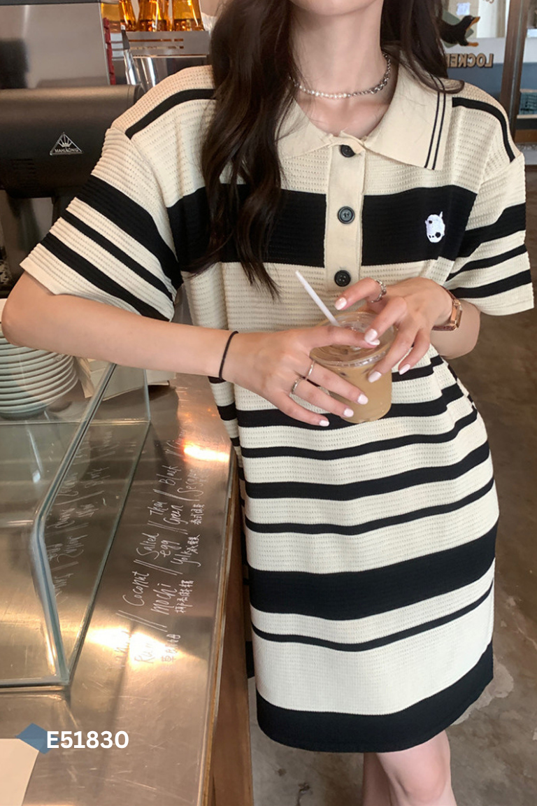 Váy be sọc đen cổ polo