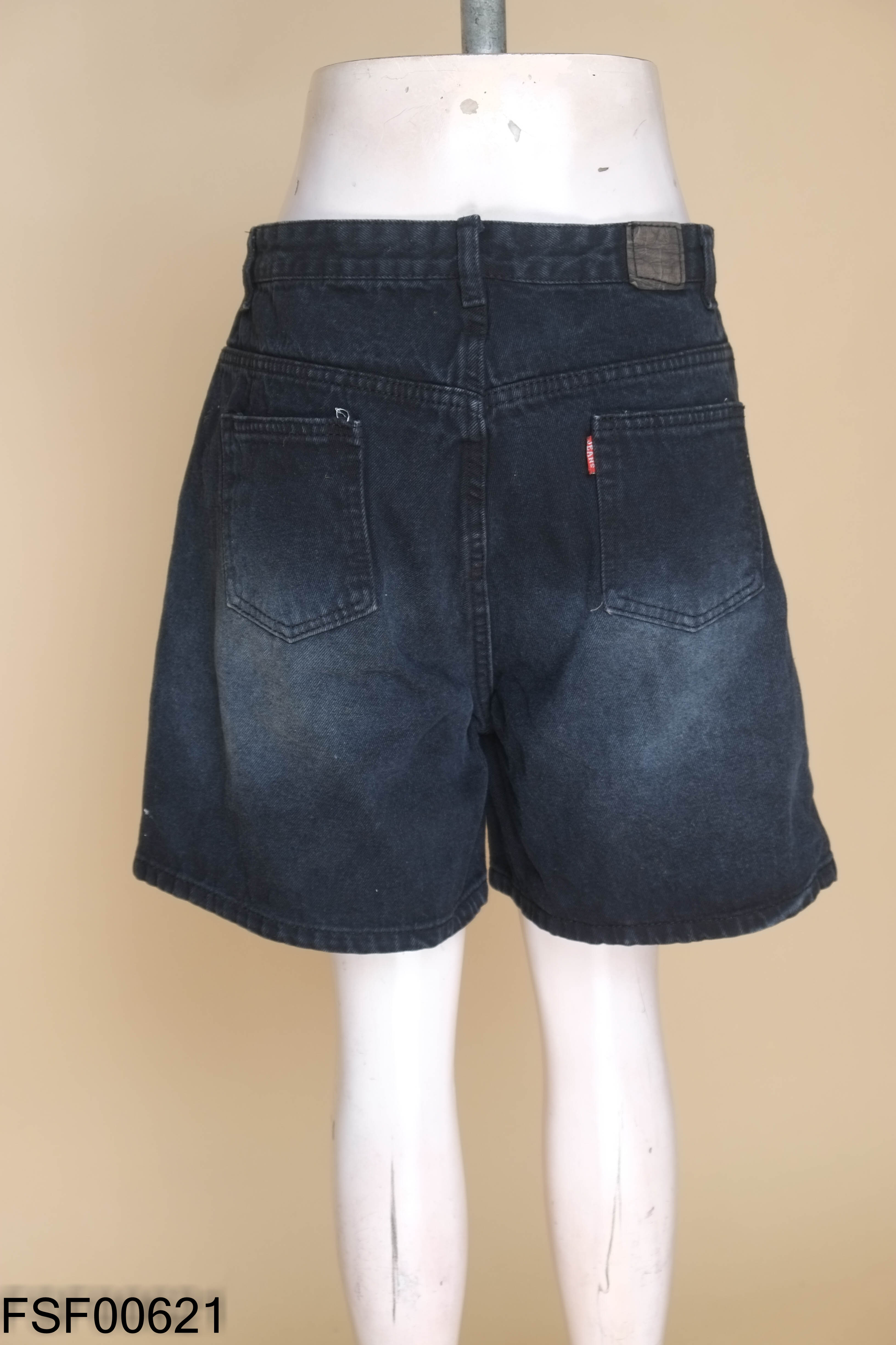 Quần short jean đen