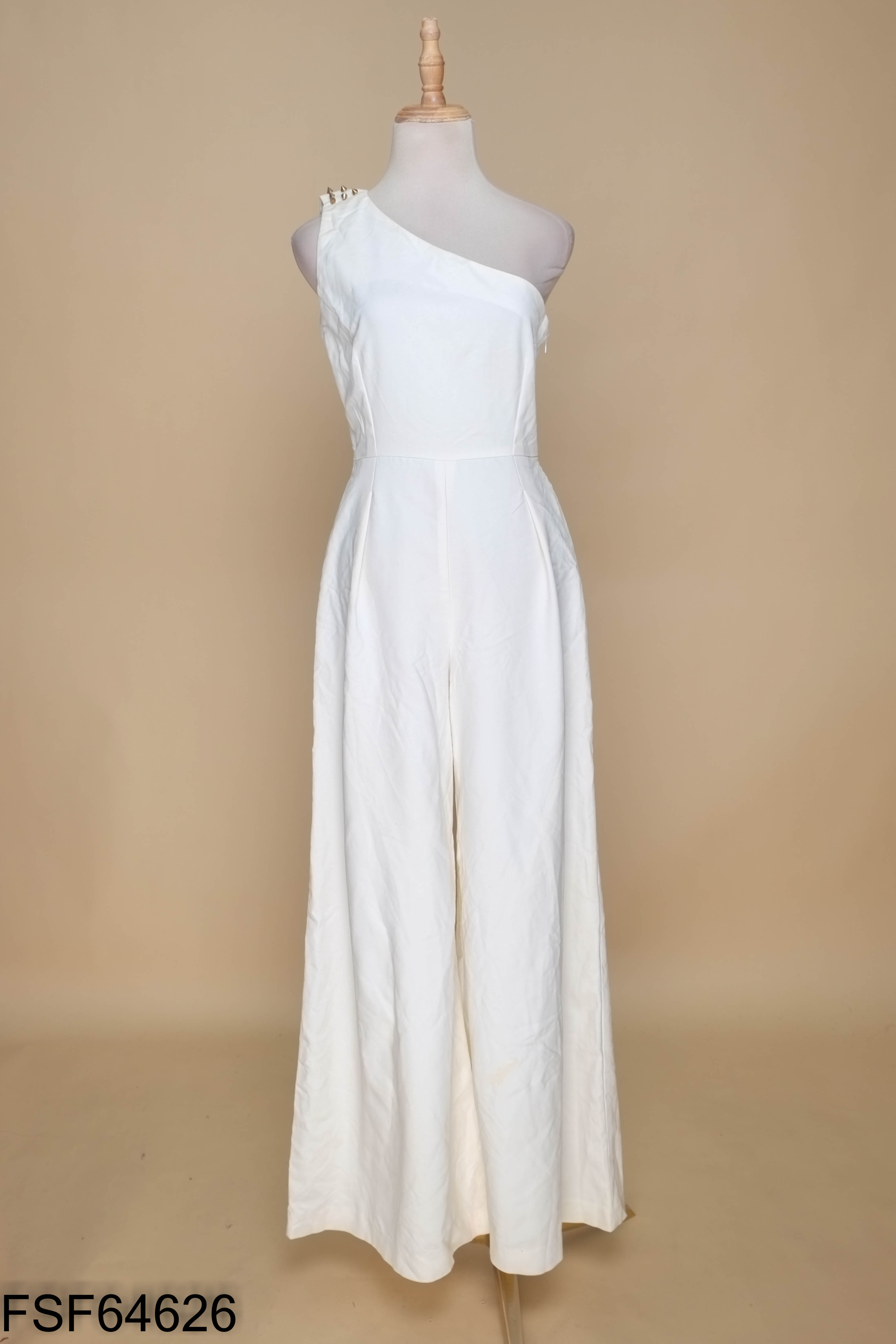 Jumpsuits ANNE&GRACE trắng kem lệch vai