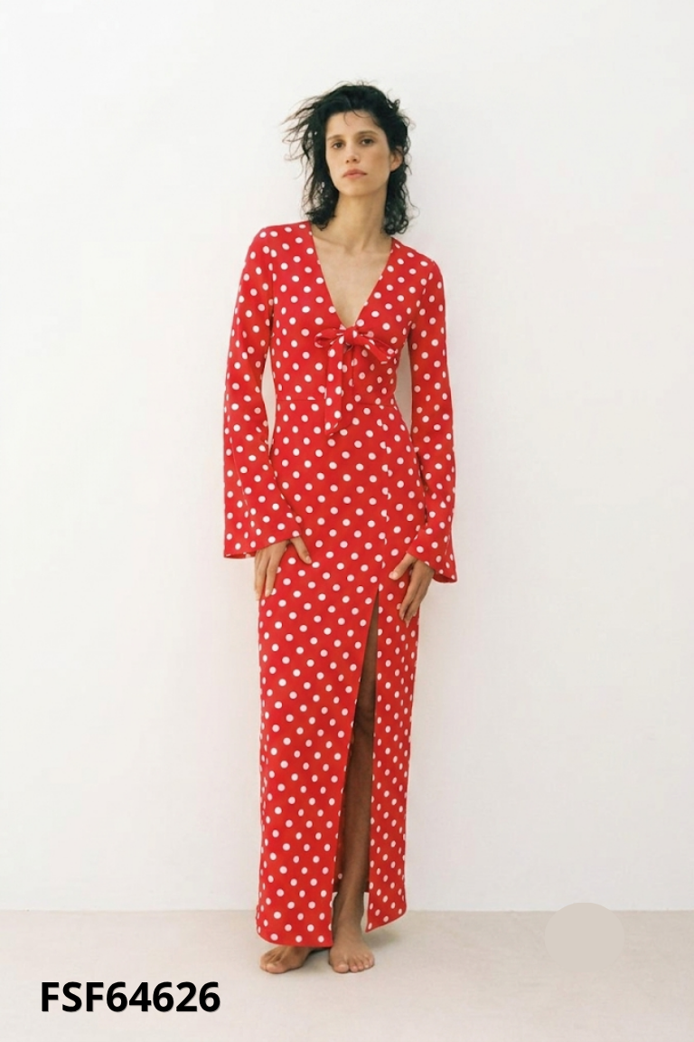 Váy BOOHOO đỏ chấm bi buộc dây ngực