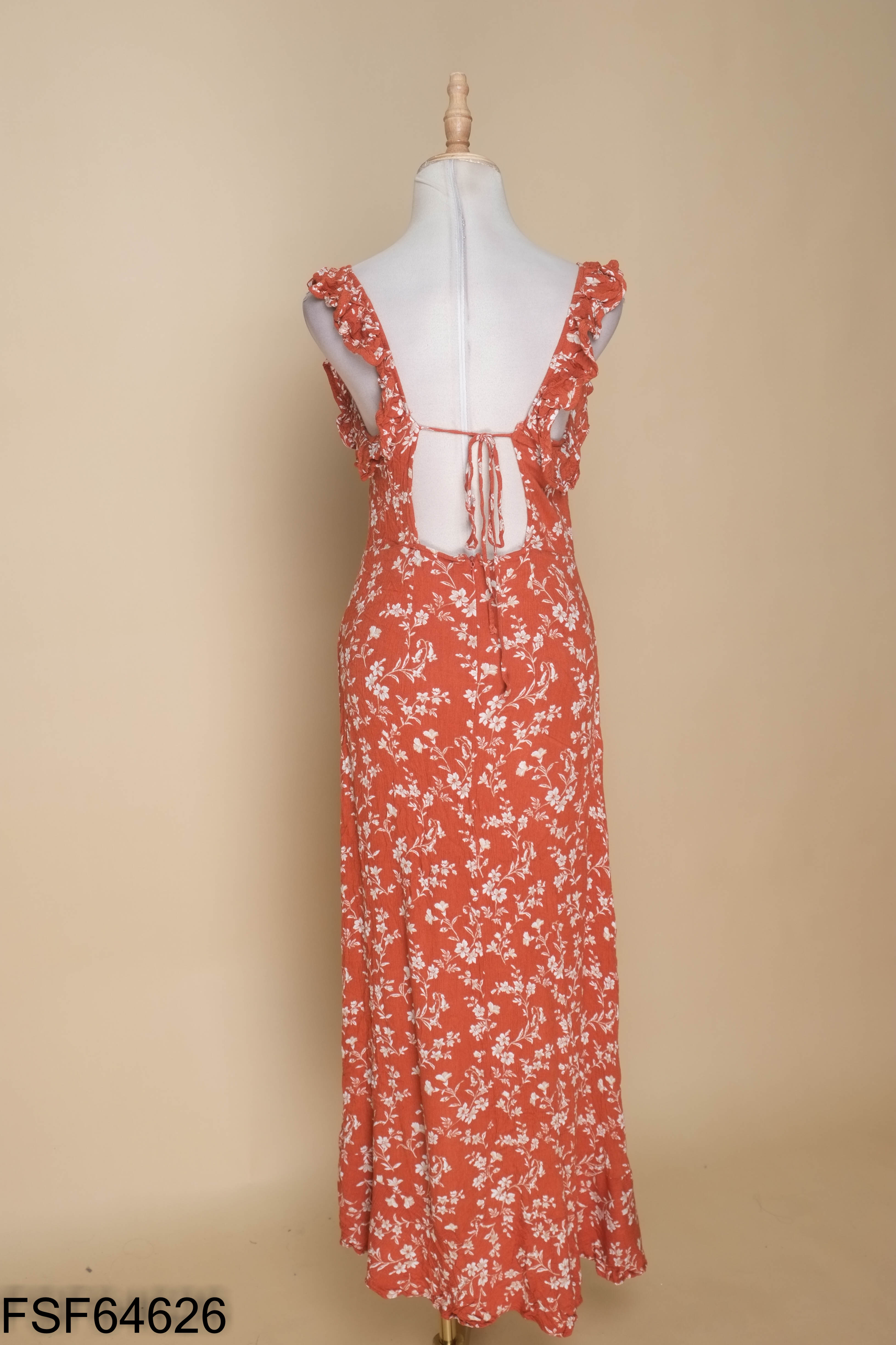 Váy PACSUN đỏ họa tiết hoa