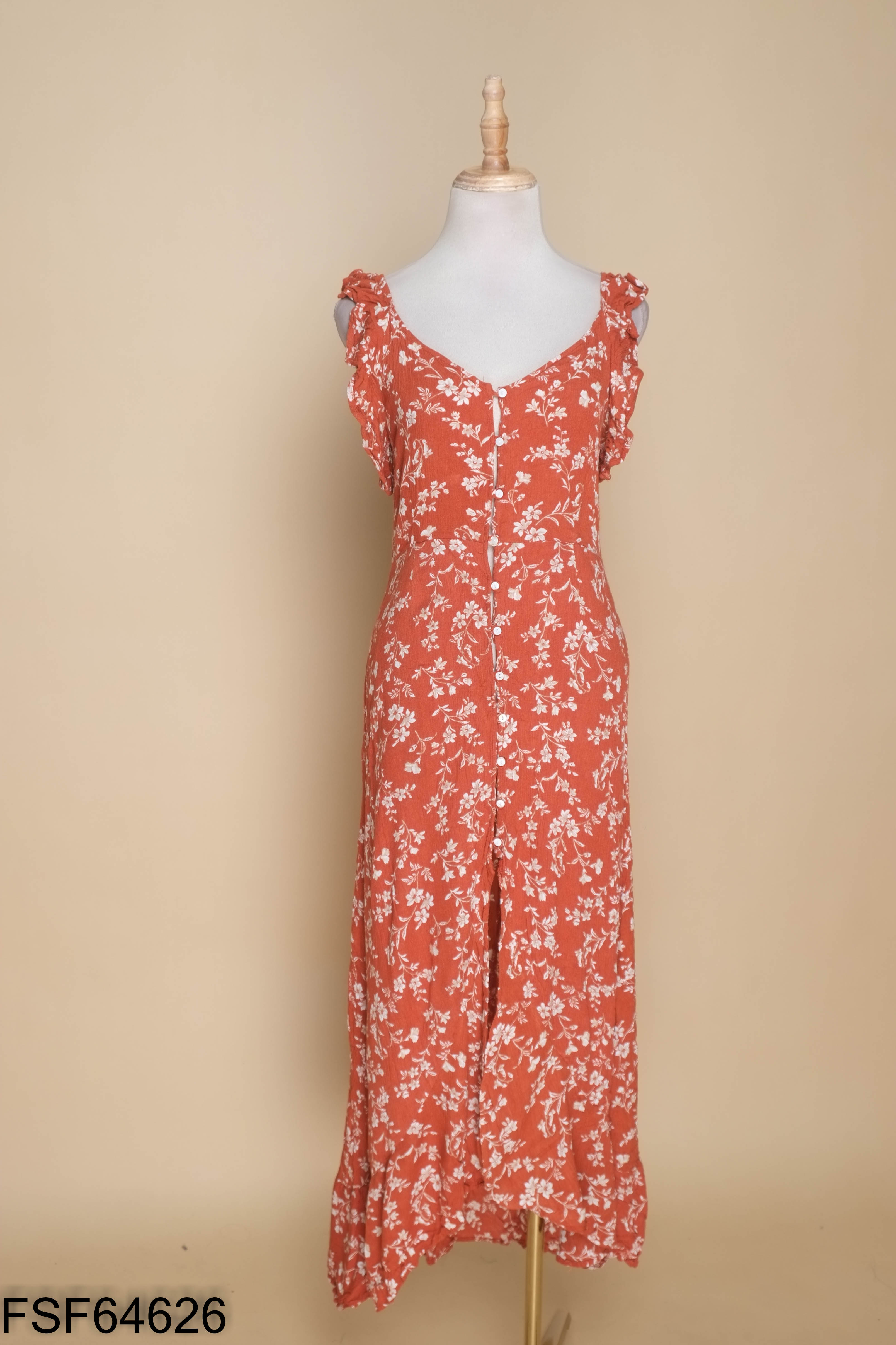 Váy PACSUN đỏ họa tiết hoa