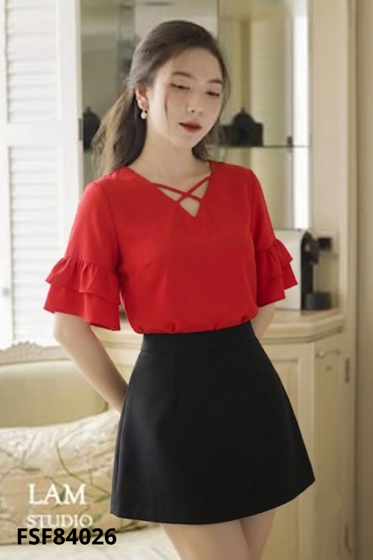 Áo COSMO DESIGN đỏ tay loe