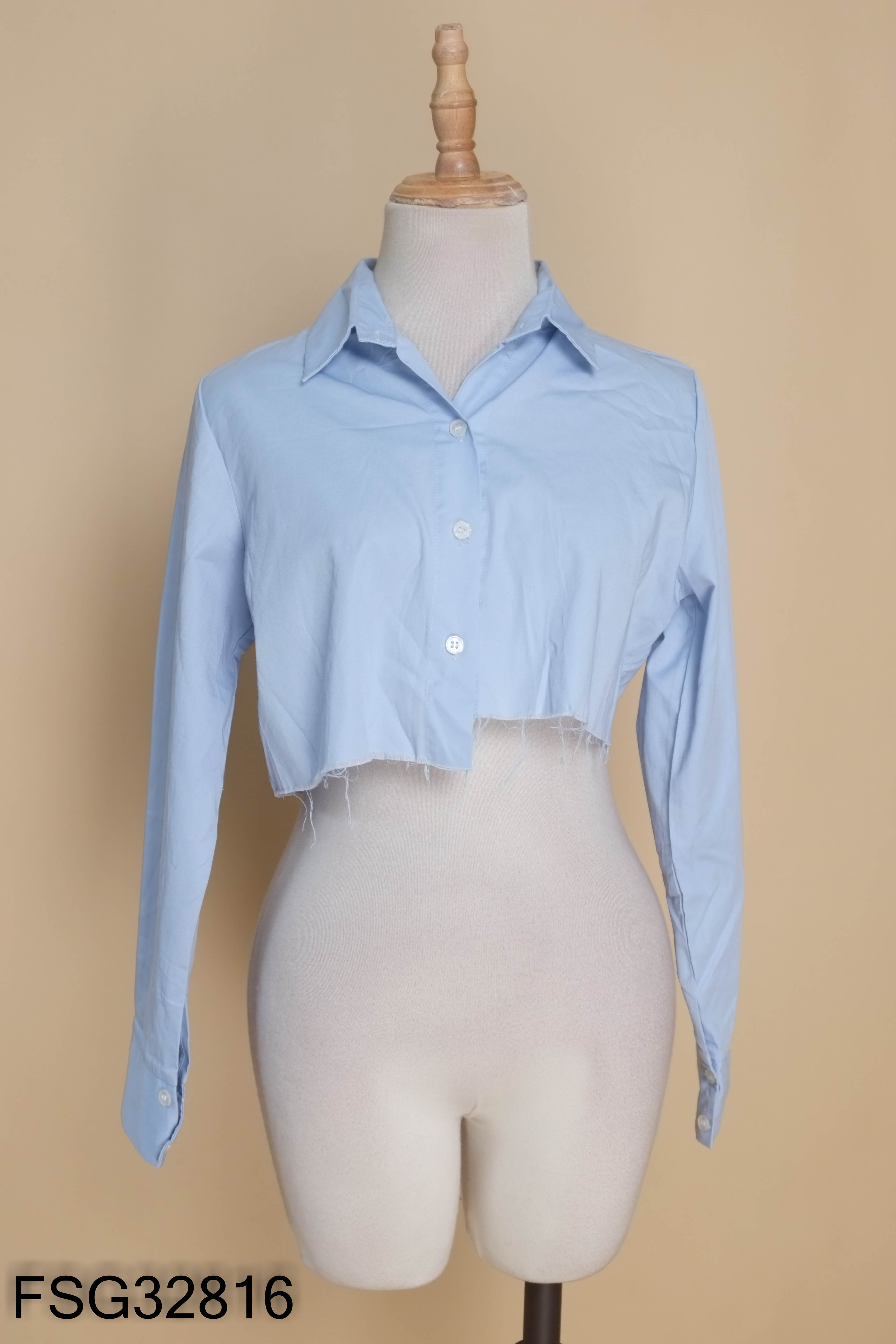 Áo sưo mi croptop xanh DALLA tua rua