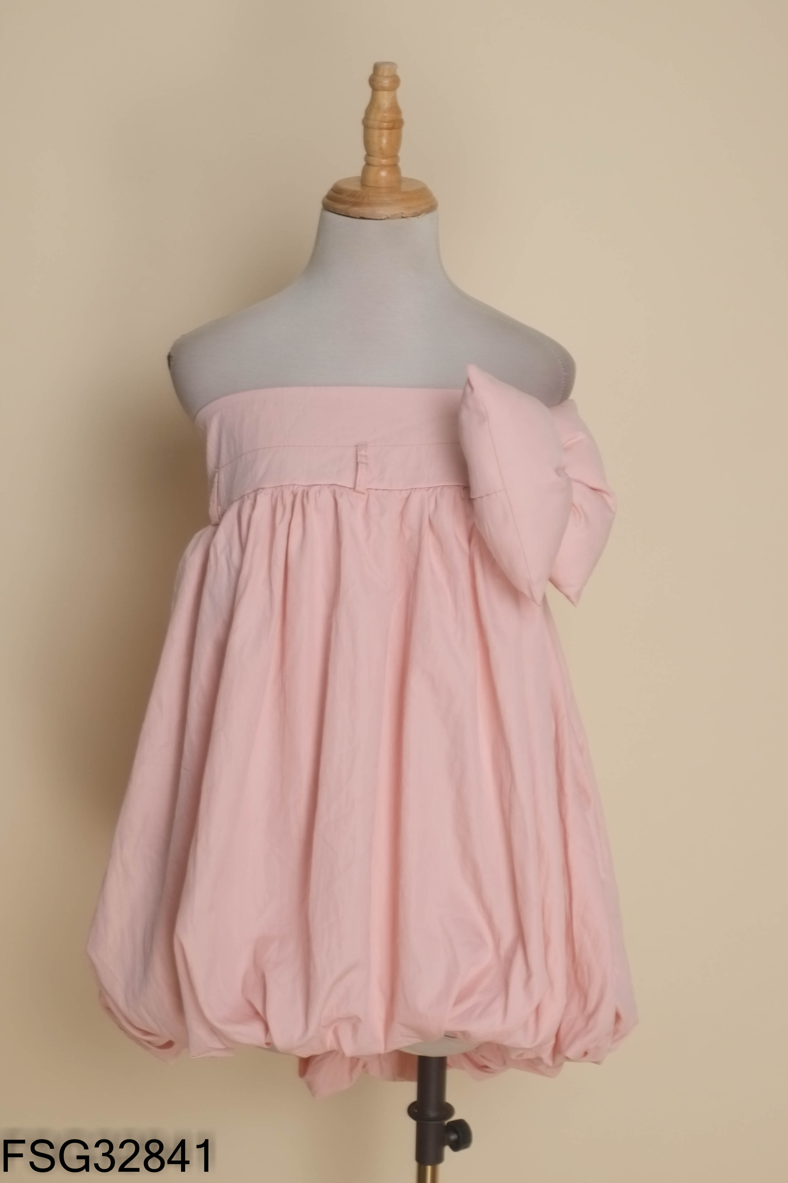 Áo quây hồng CHI.CLOSET đính nơ