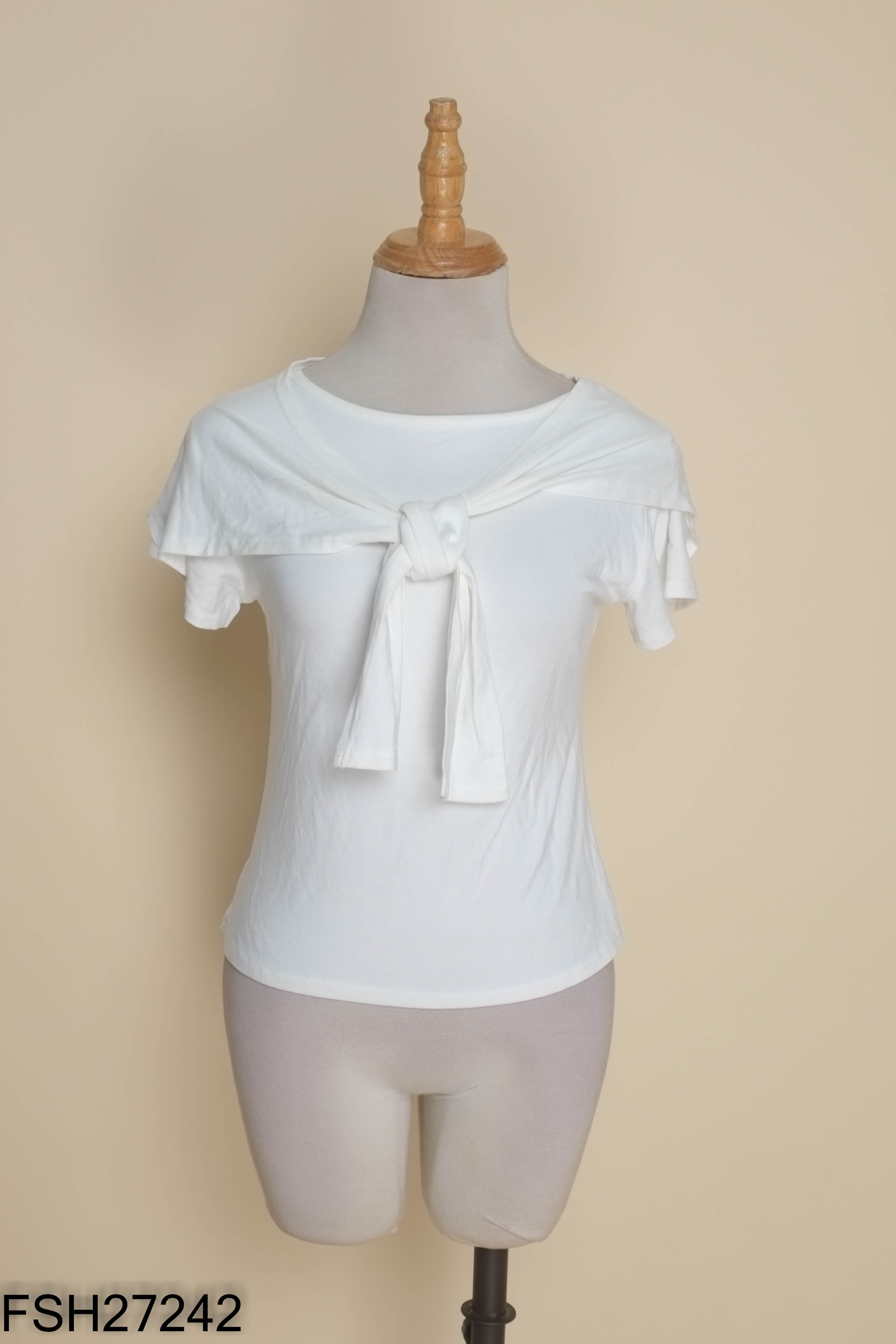 Áo babytee trắng