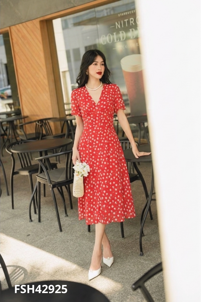 Váy LYNNNA đỏ hoa nhí