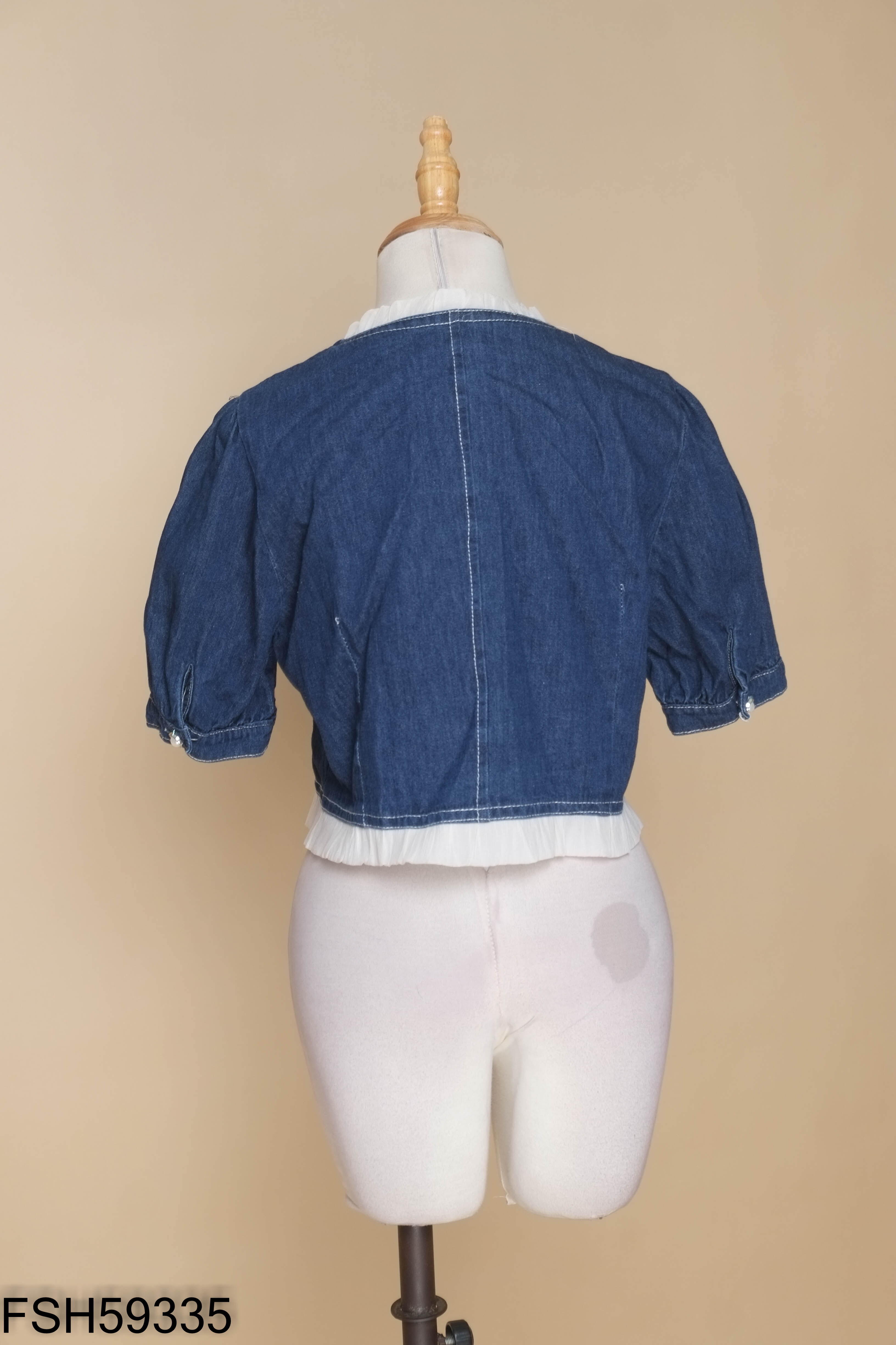 Áo jeans xanh cúc ngọc