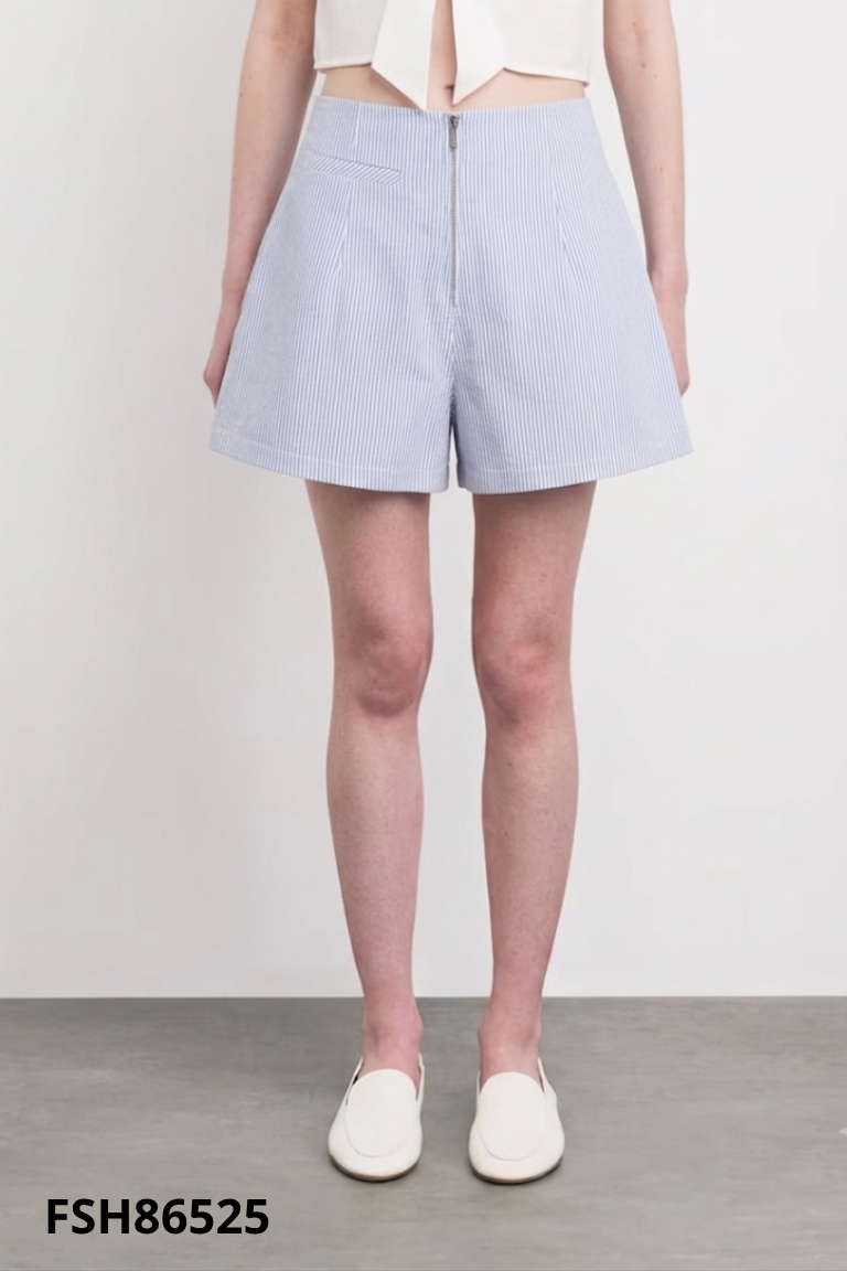 Quần shorts xám sọc