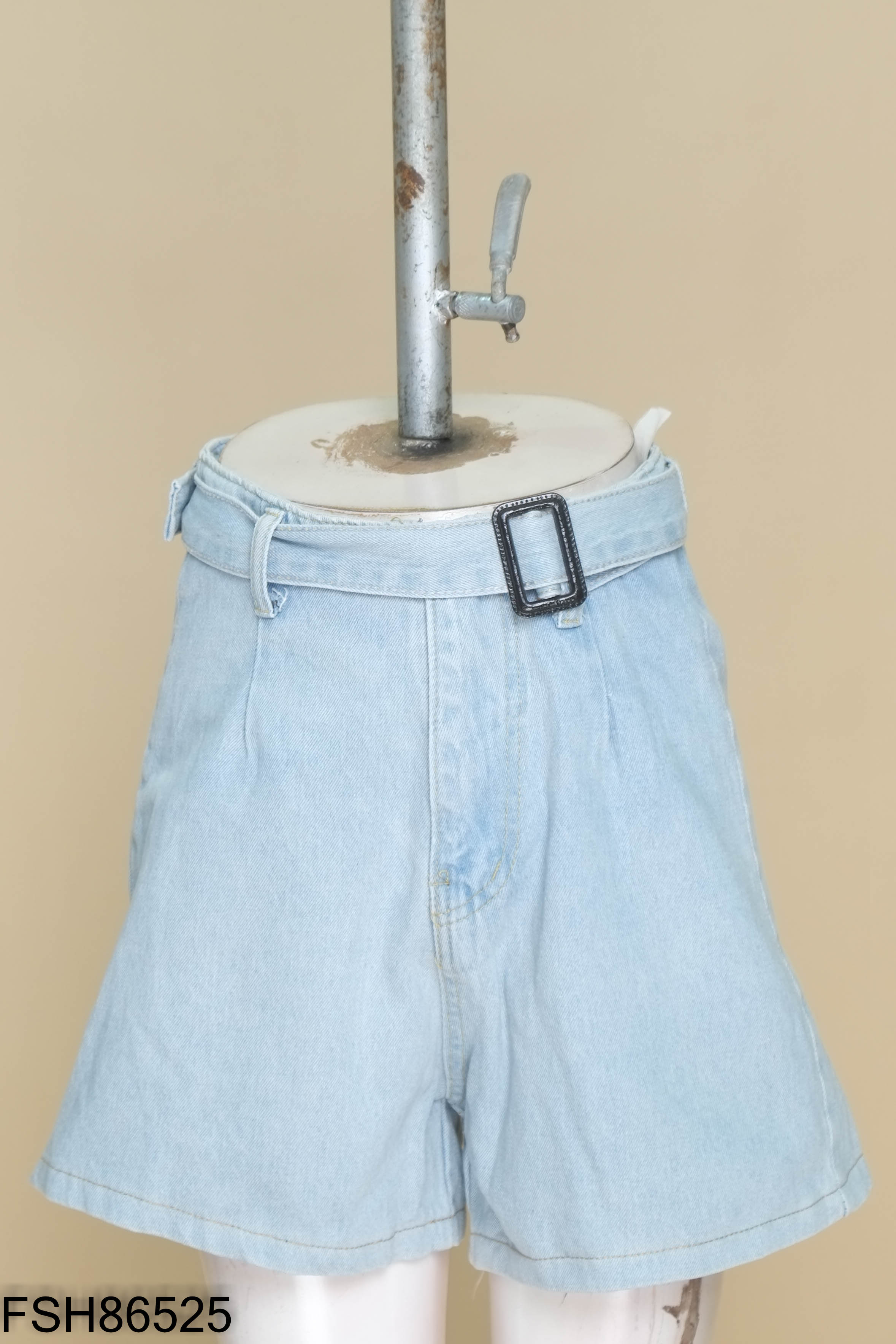 Quần shorts jeans xanh phối đai