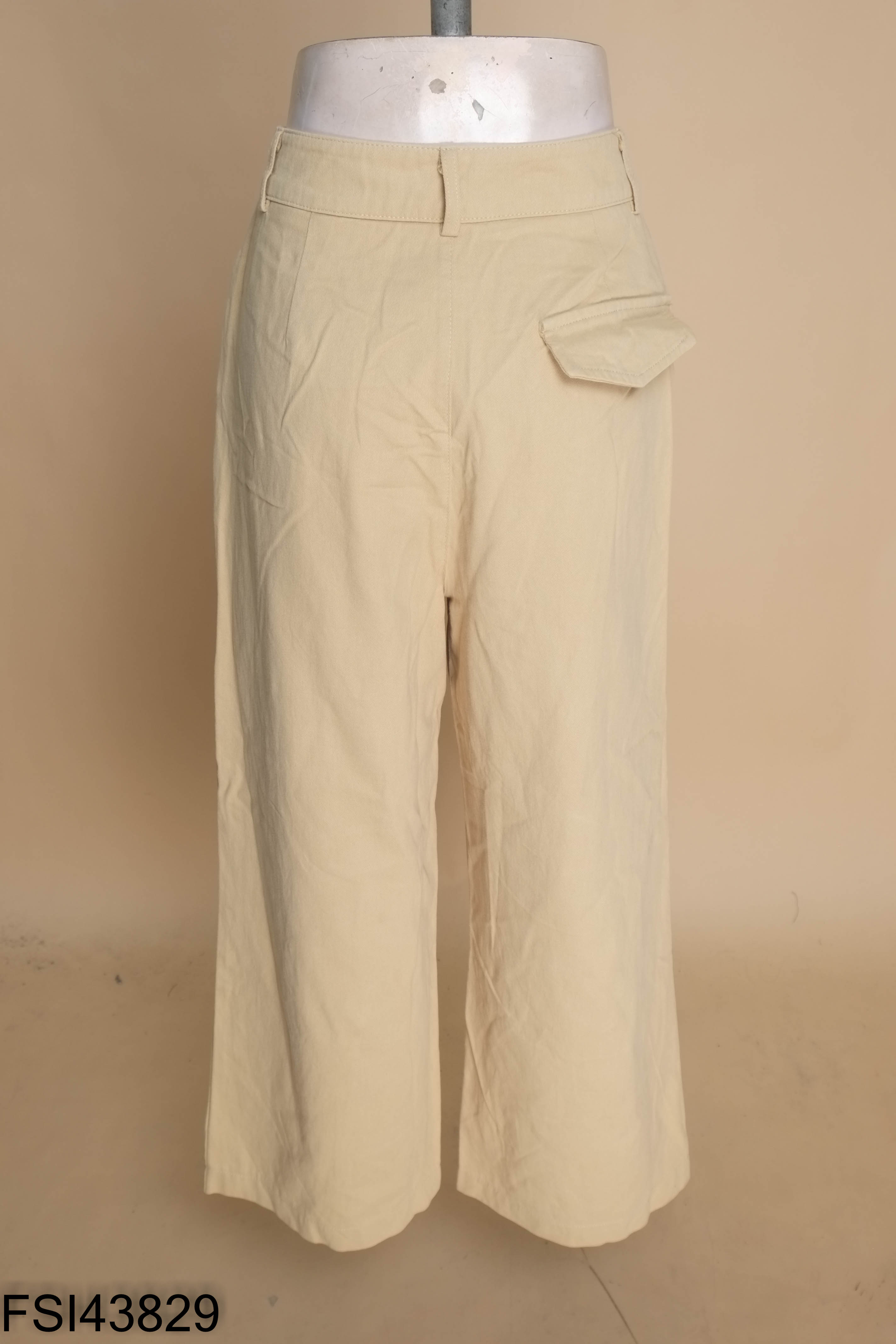 Quần kaki nâu be