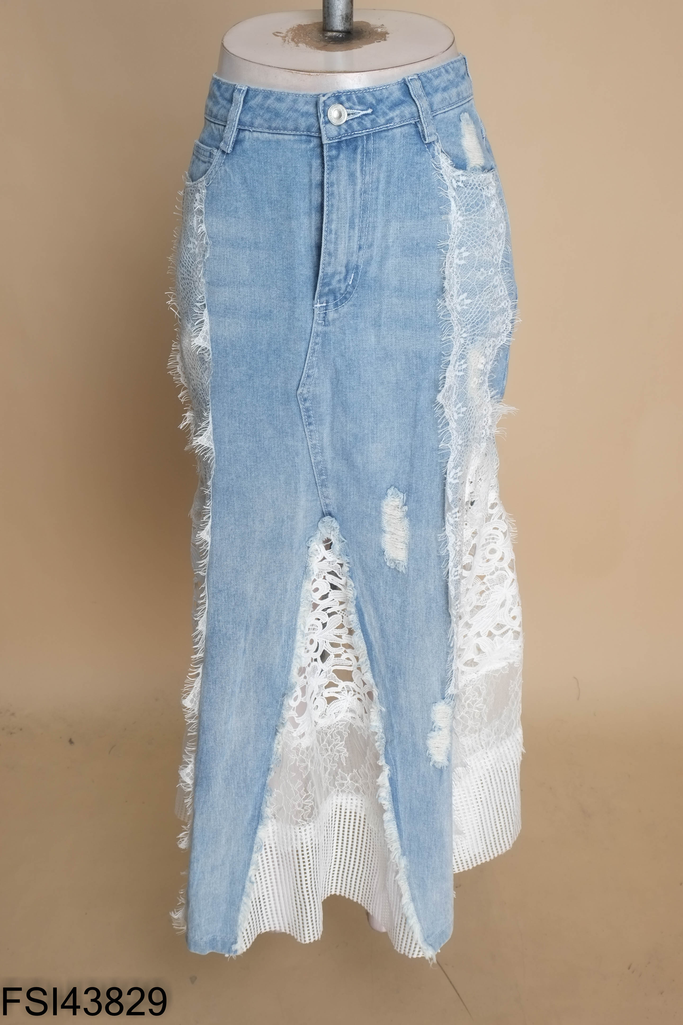 Chân váy jeans xanh phối trắng