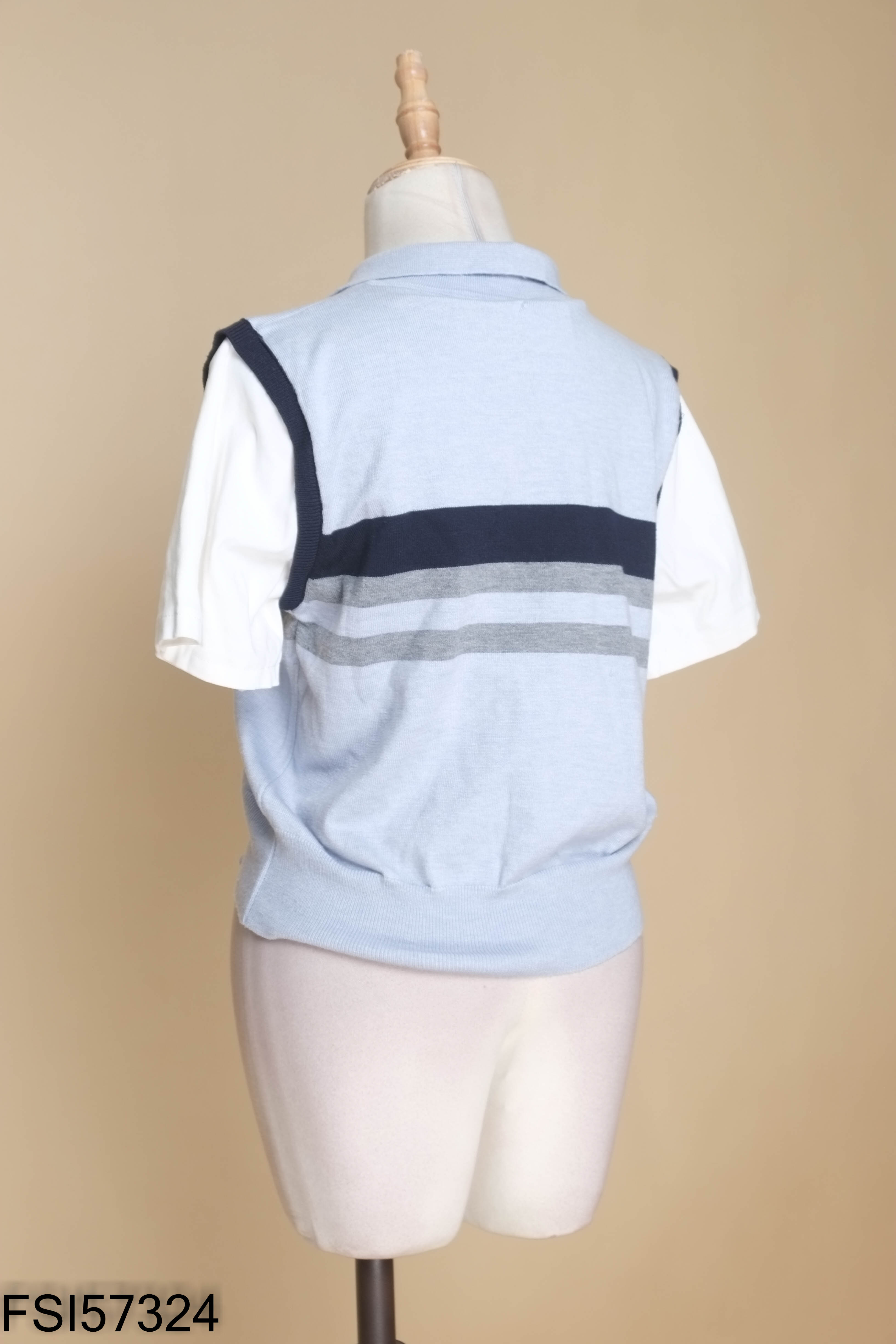 Áo len xanh sọc