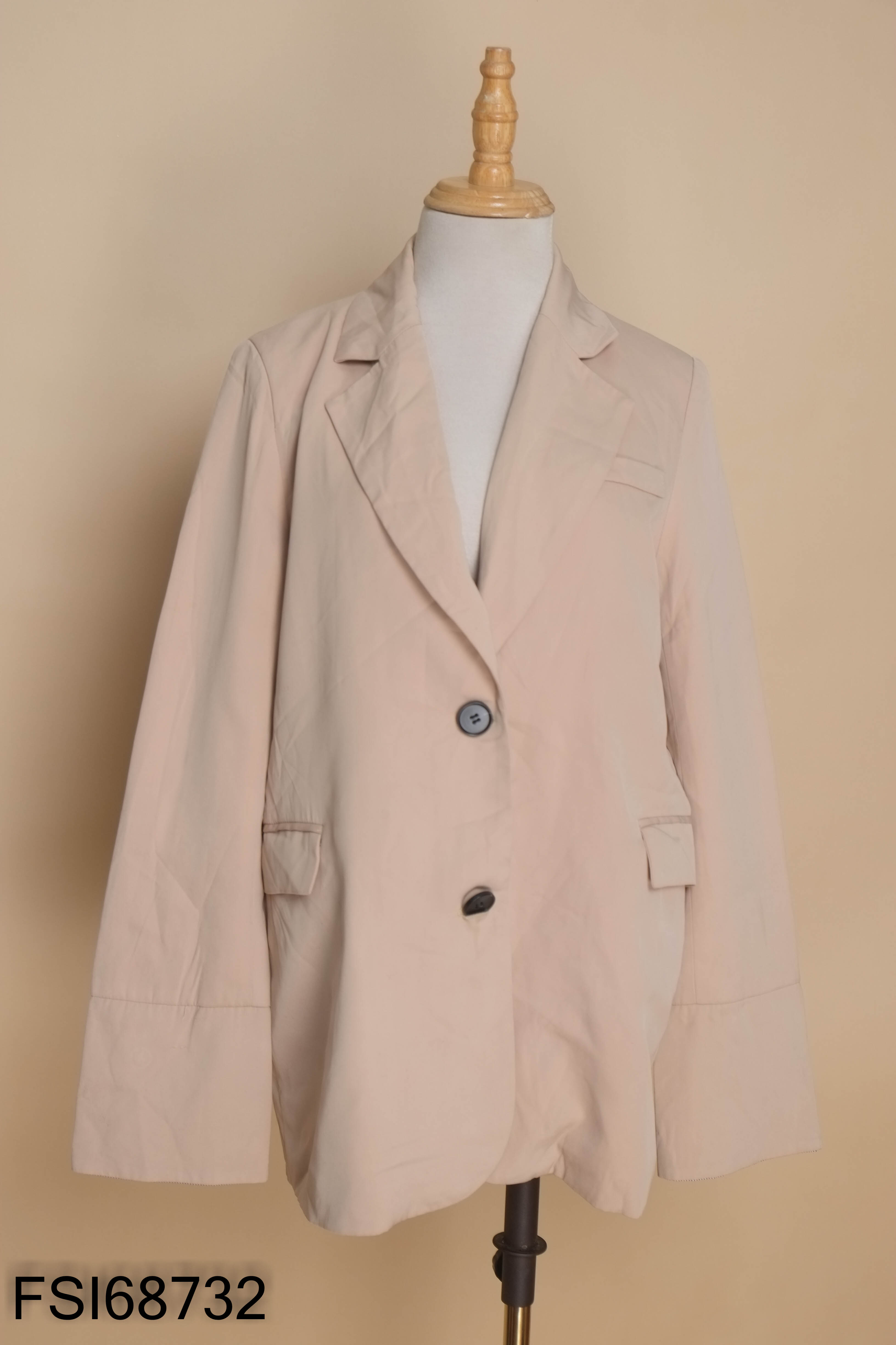 Áo blazer be xắn gấu sọc